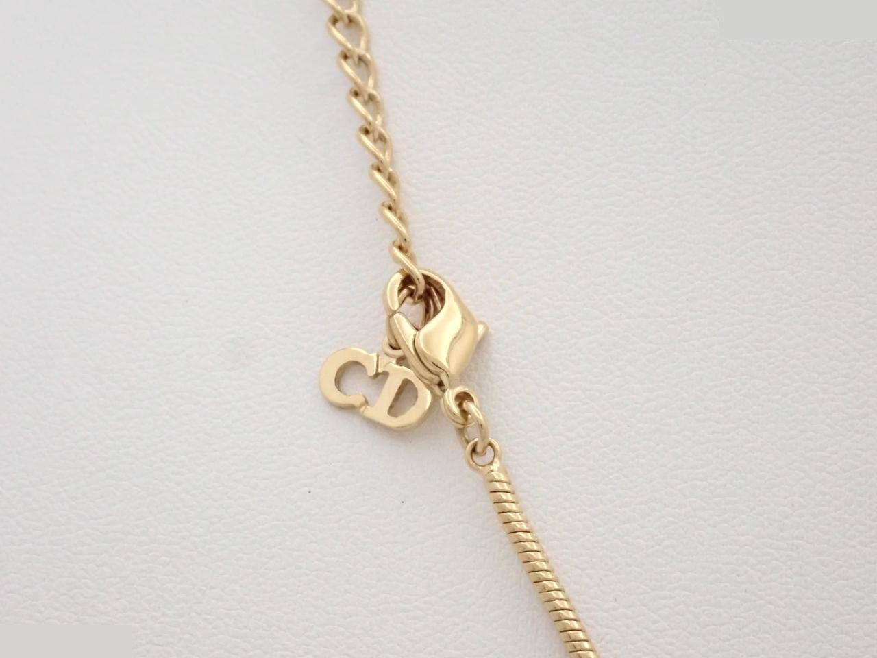 Other lines: Precious metal necklaces and pendants, chain approximately 42cm. — view 2