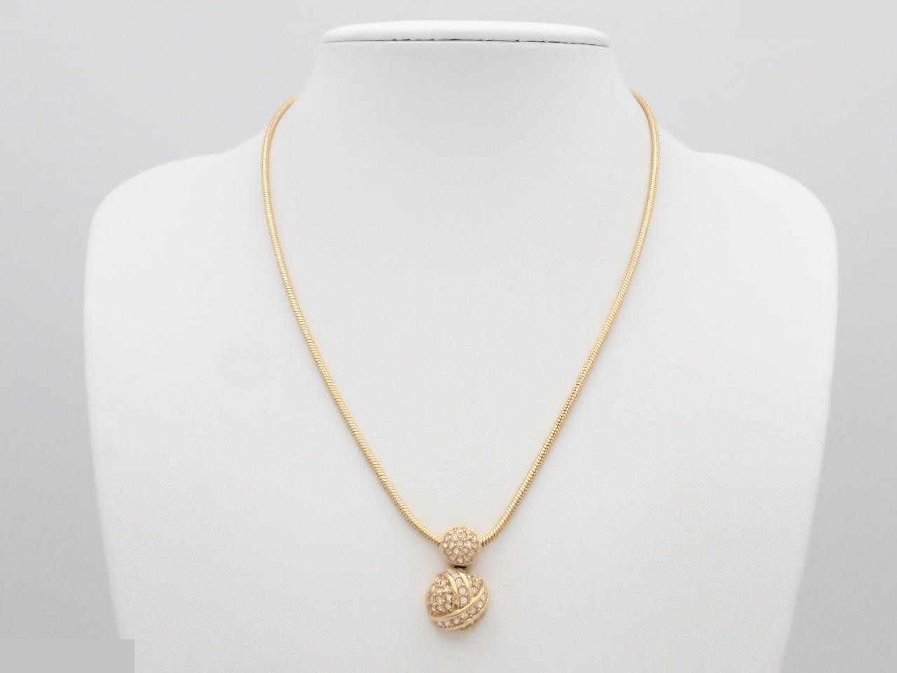 Other lines: Precious metal necklaces and pendants, chain approximately 42cm. — view 3