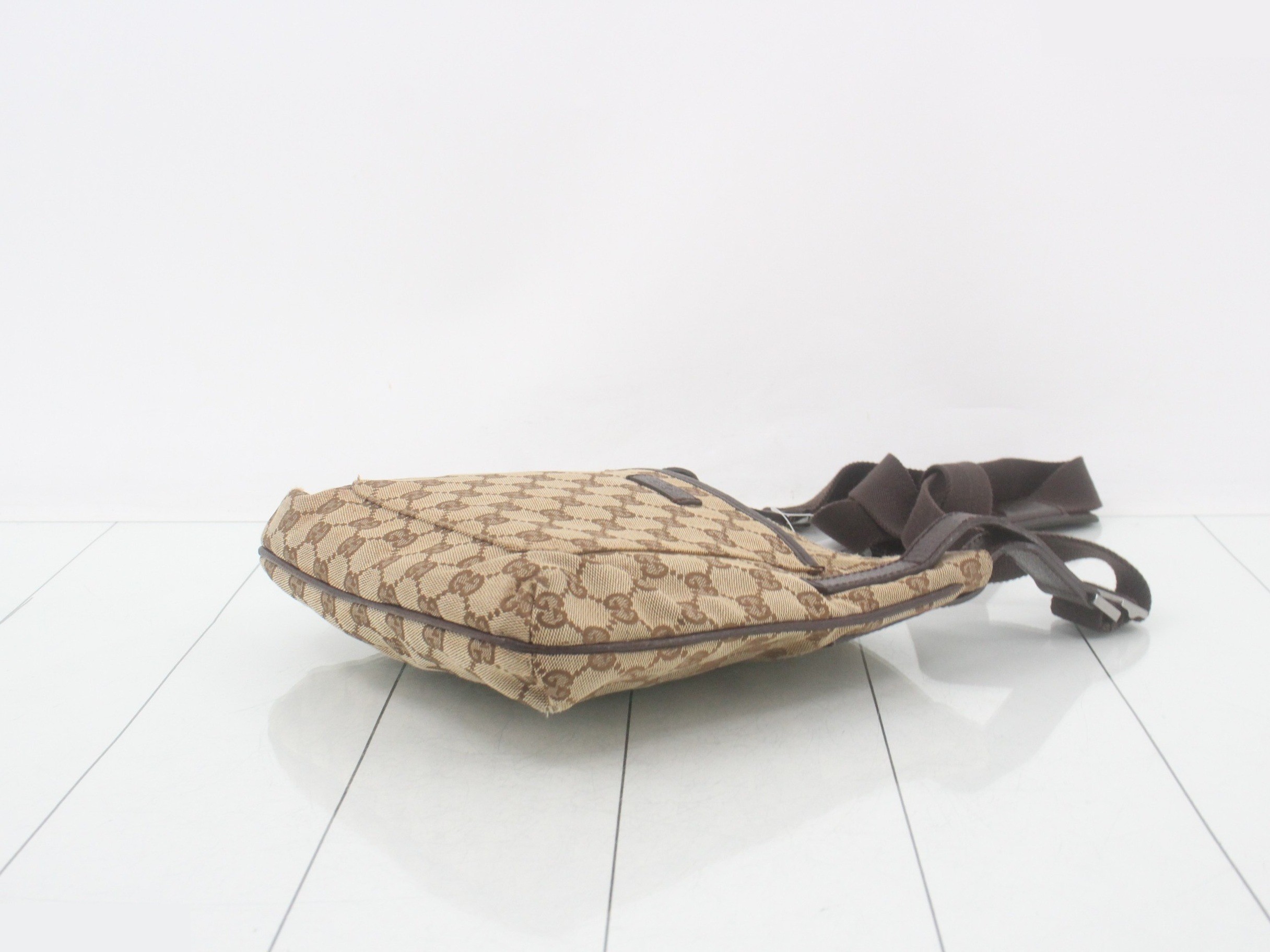 GG Canvas Shoulder Bag — view 6
