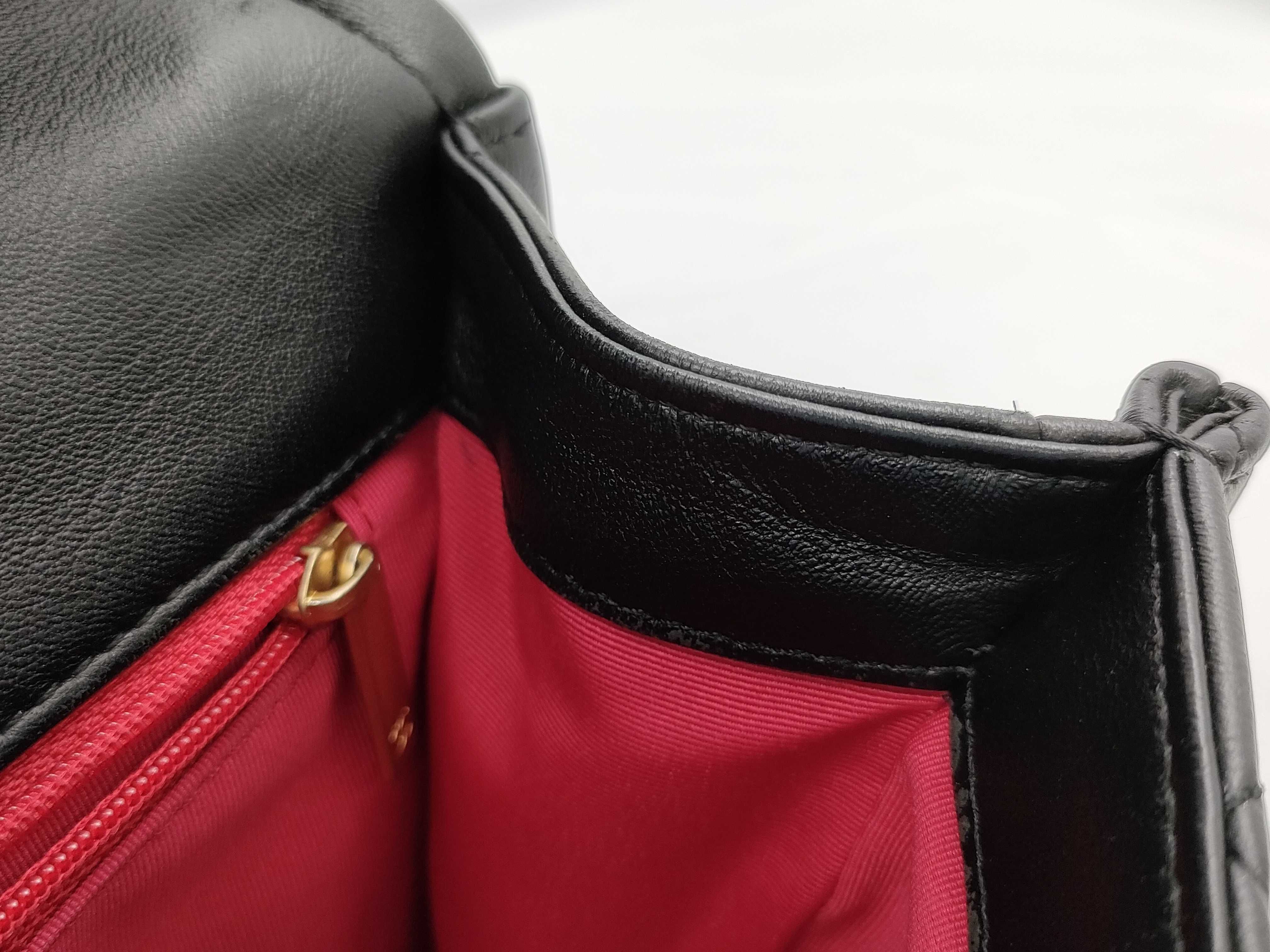 Lambskin Chanel Shoulder Bag — view 11