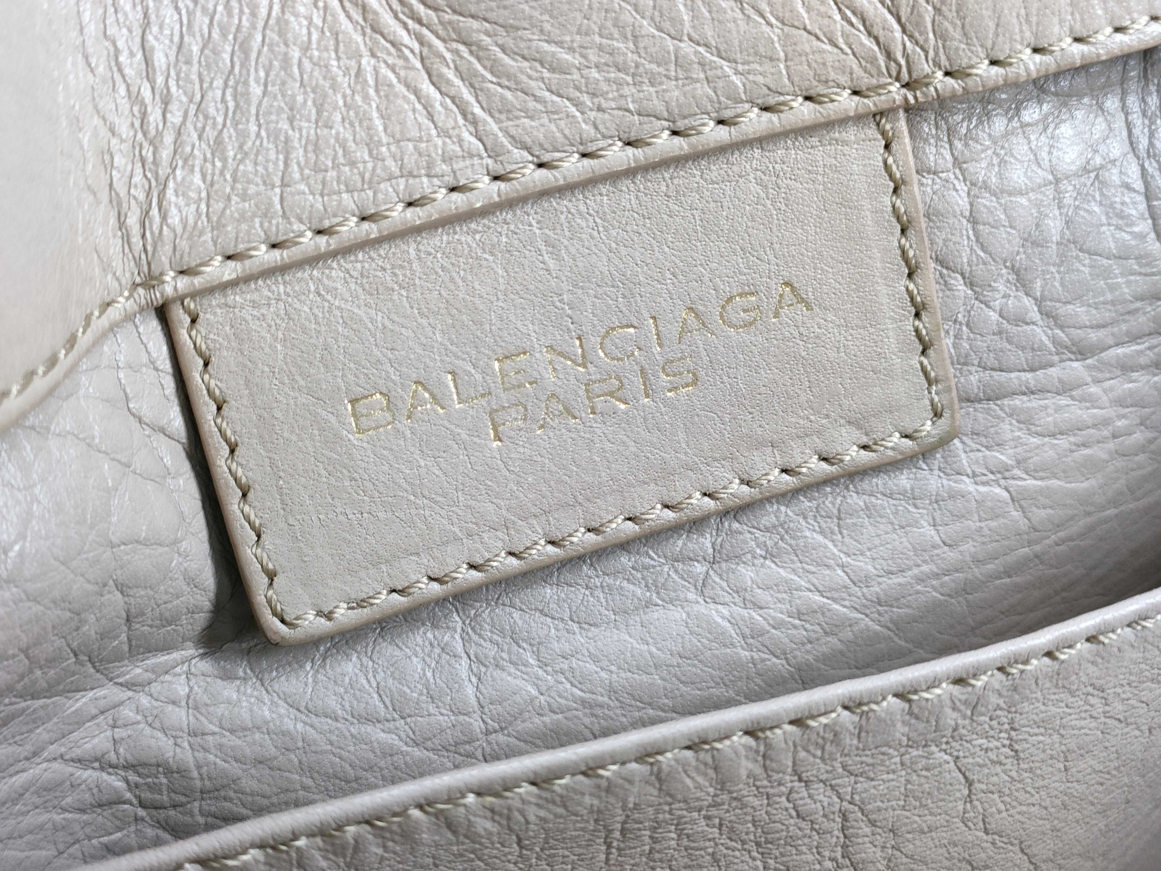 bag Balenciaga Lucity Mini beige handbag — view 11