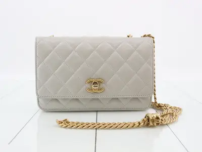 Lambskin Matelassé Ball Chain Wallet