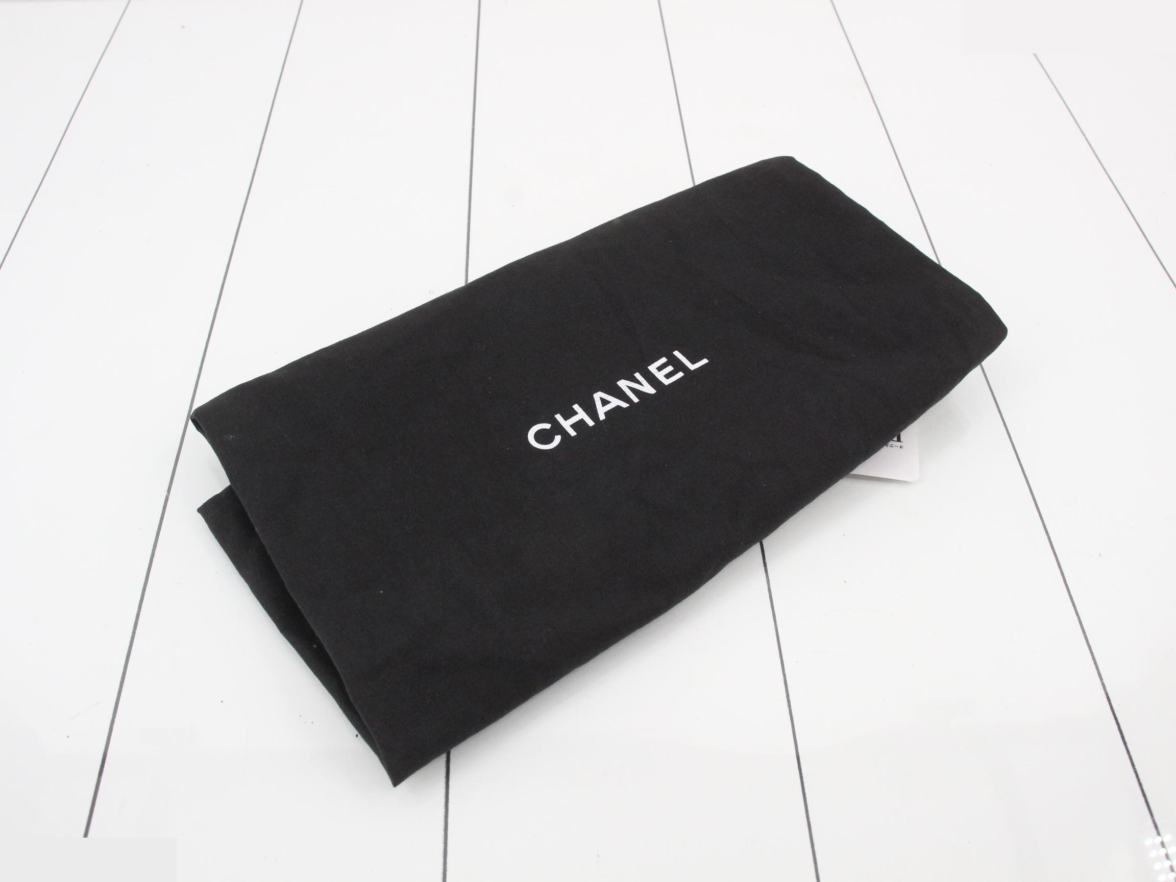 Lambskin Matelassé Ball Chain Wallet — view 5