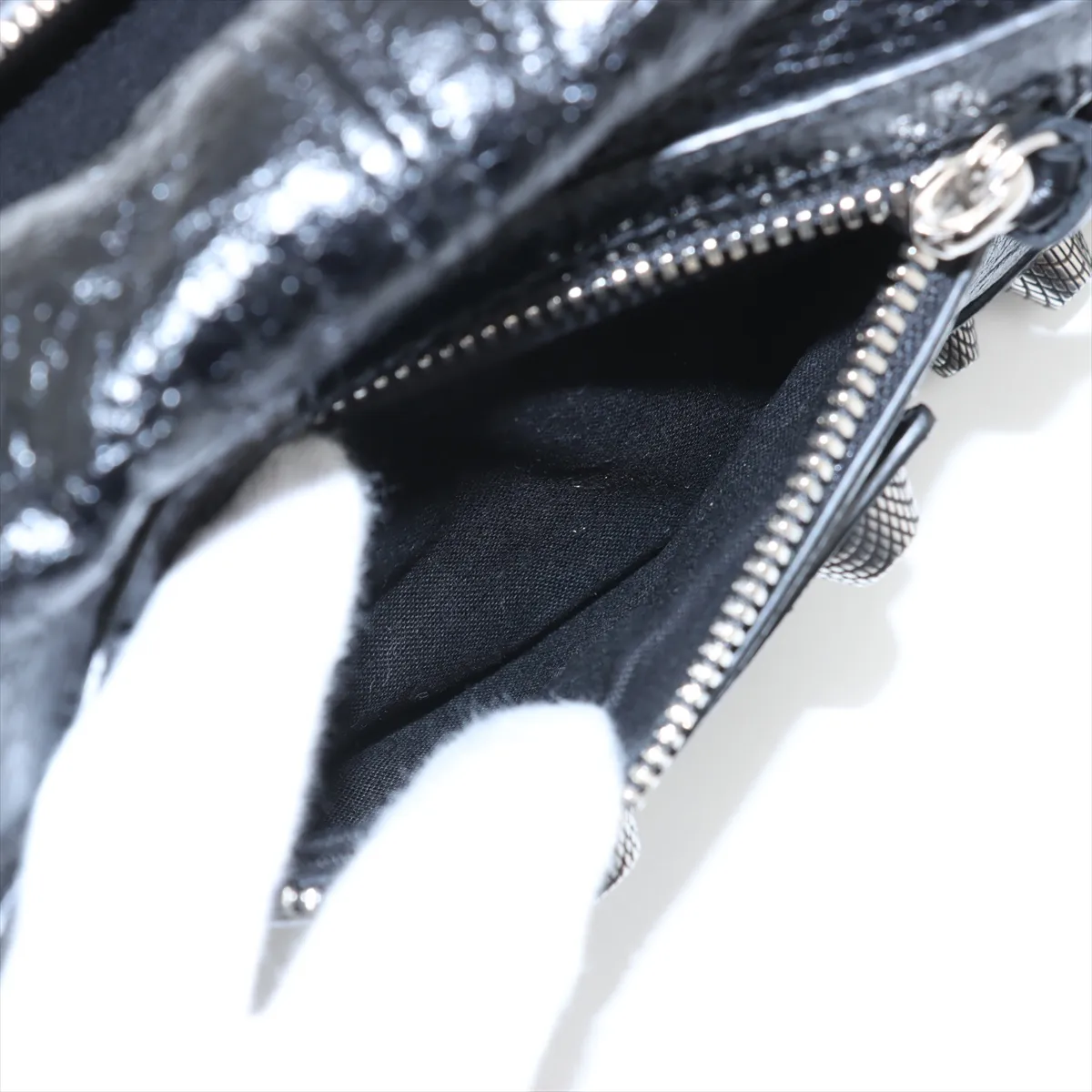 Luka Gour XS Leather Shoulder Bag Black 719082 — view 9
