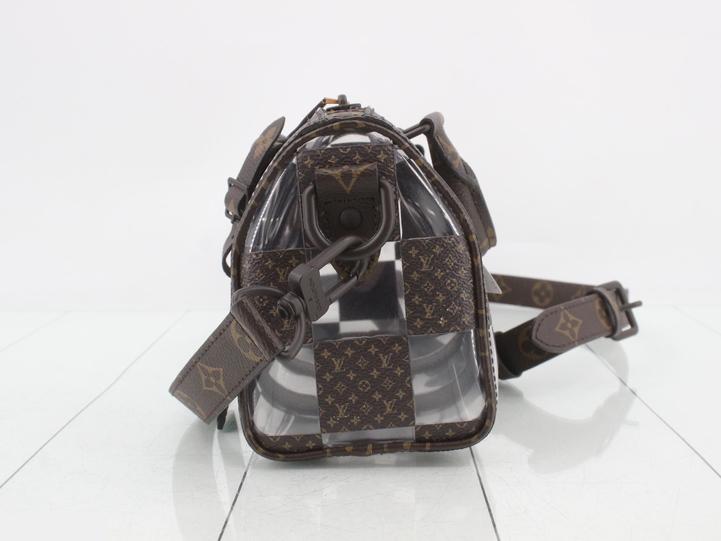 Monogram Chess Keepall Bandoulière 25 2-Way Shoulder/Handbag — view 3
