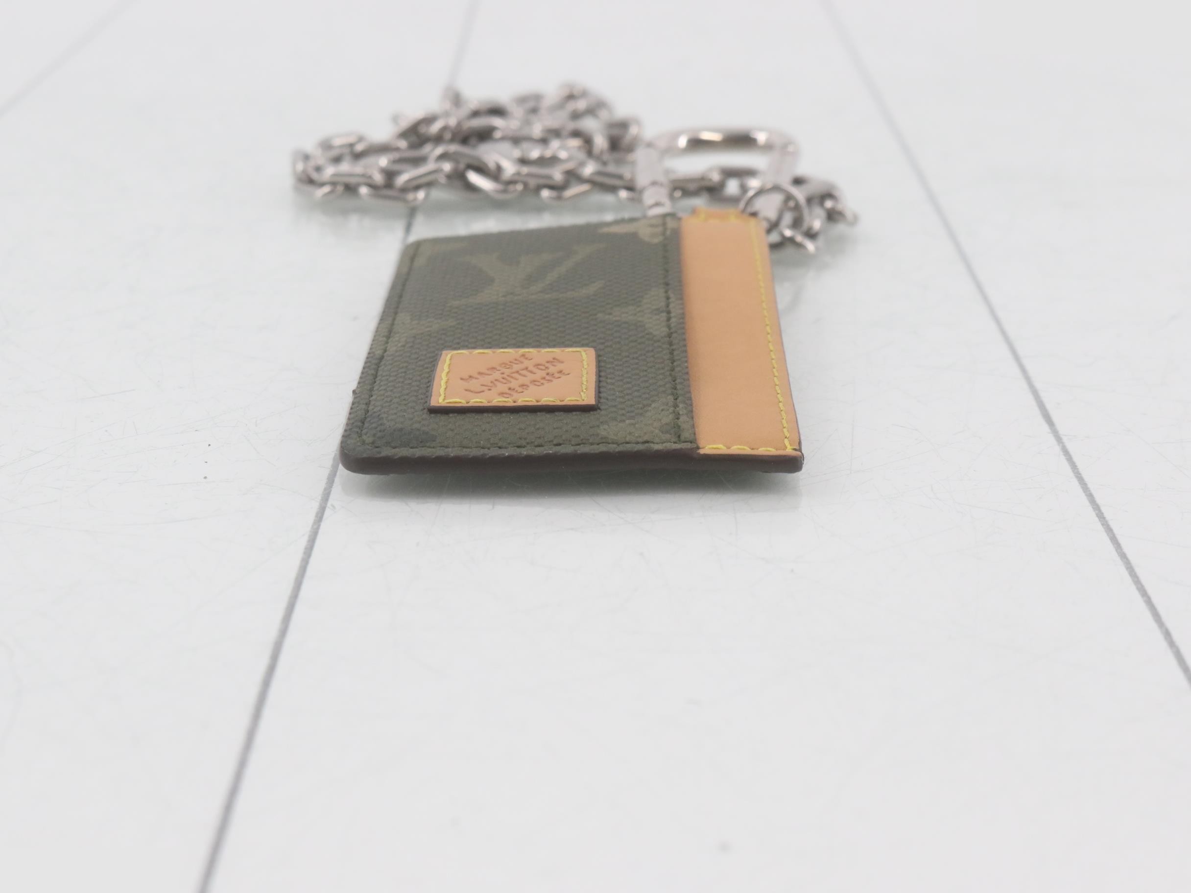 LV Chain Belt Pouch — view 3