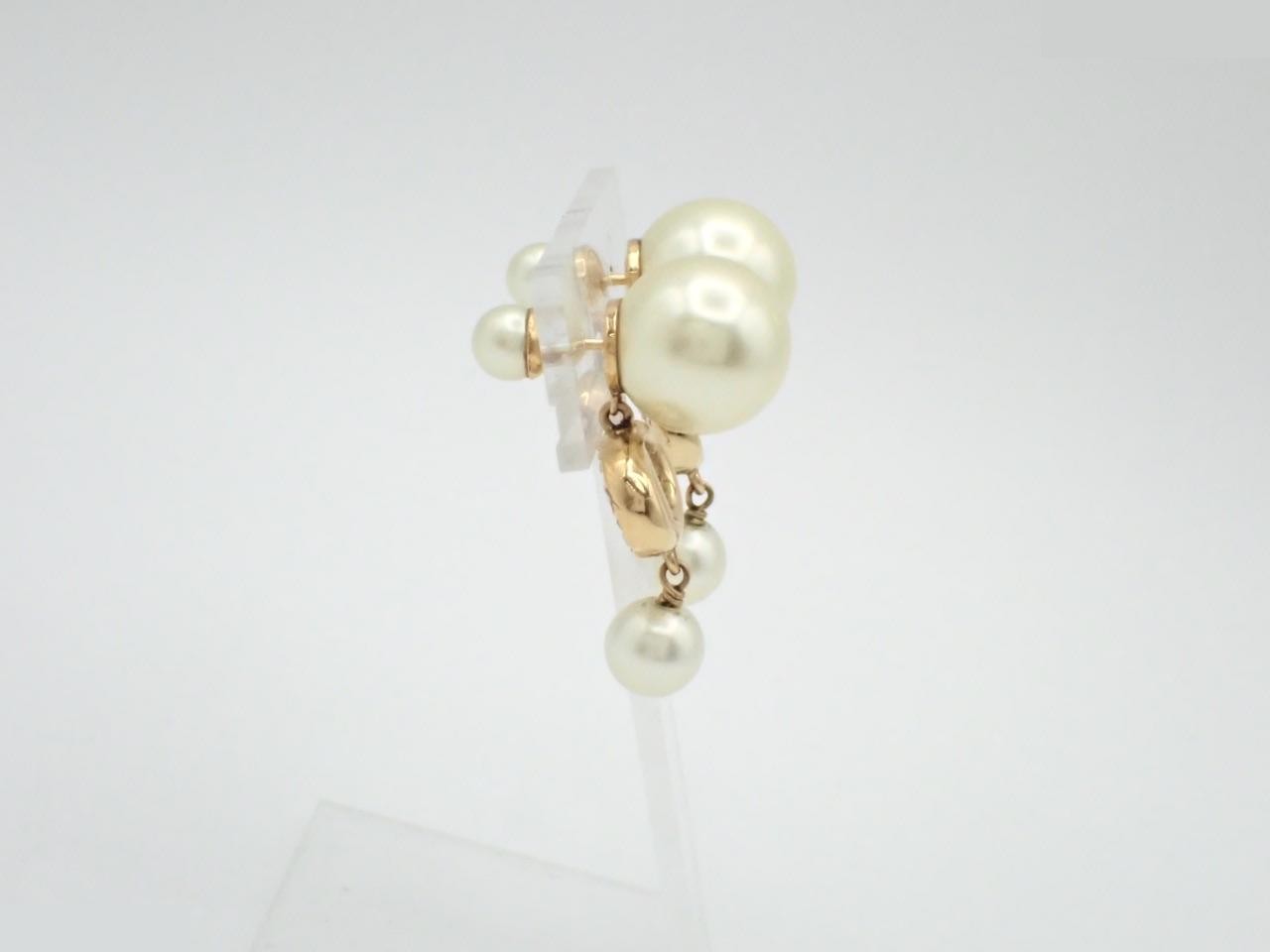 Gold earrings — view 3
