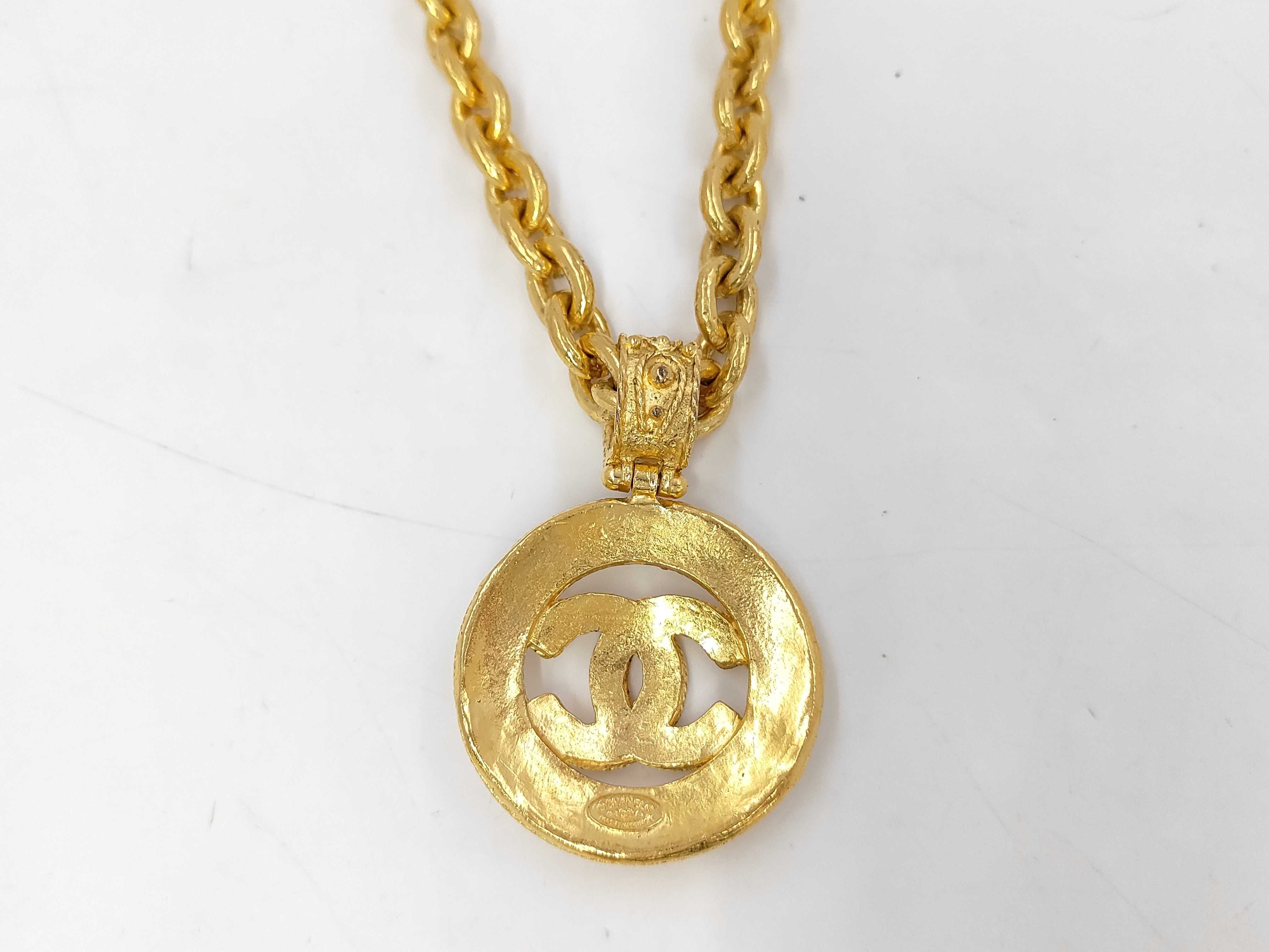 Vintage Coco Mark Round Pendant 94A Necklace — view 2