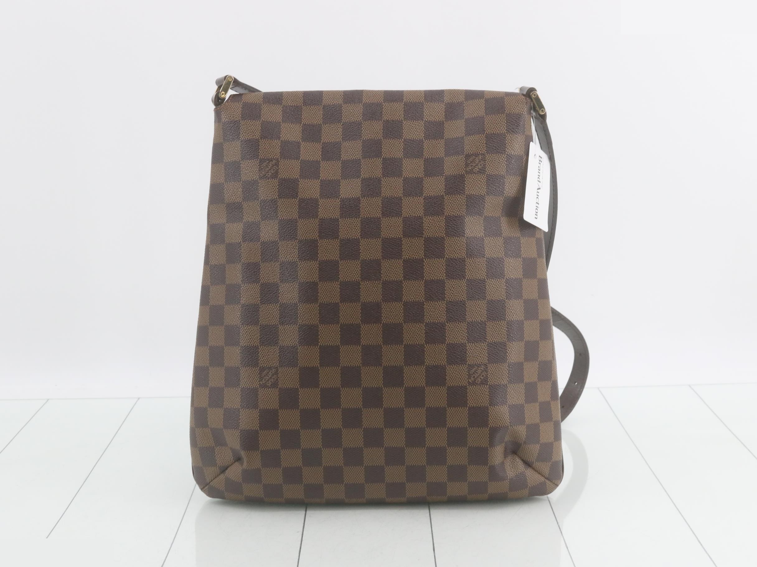 Musette — view 2