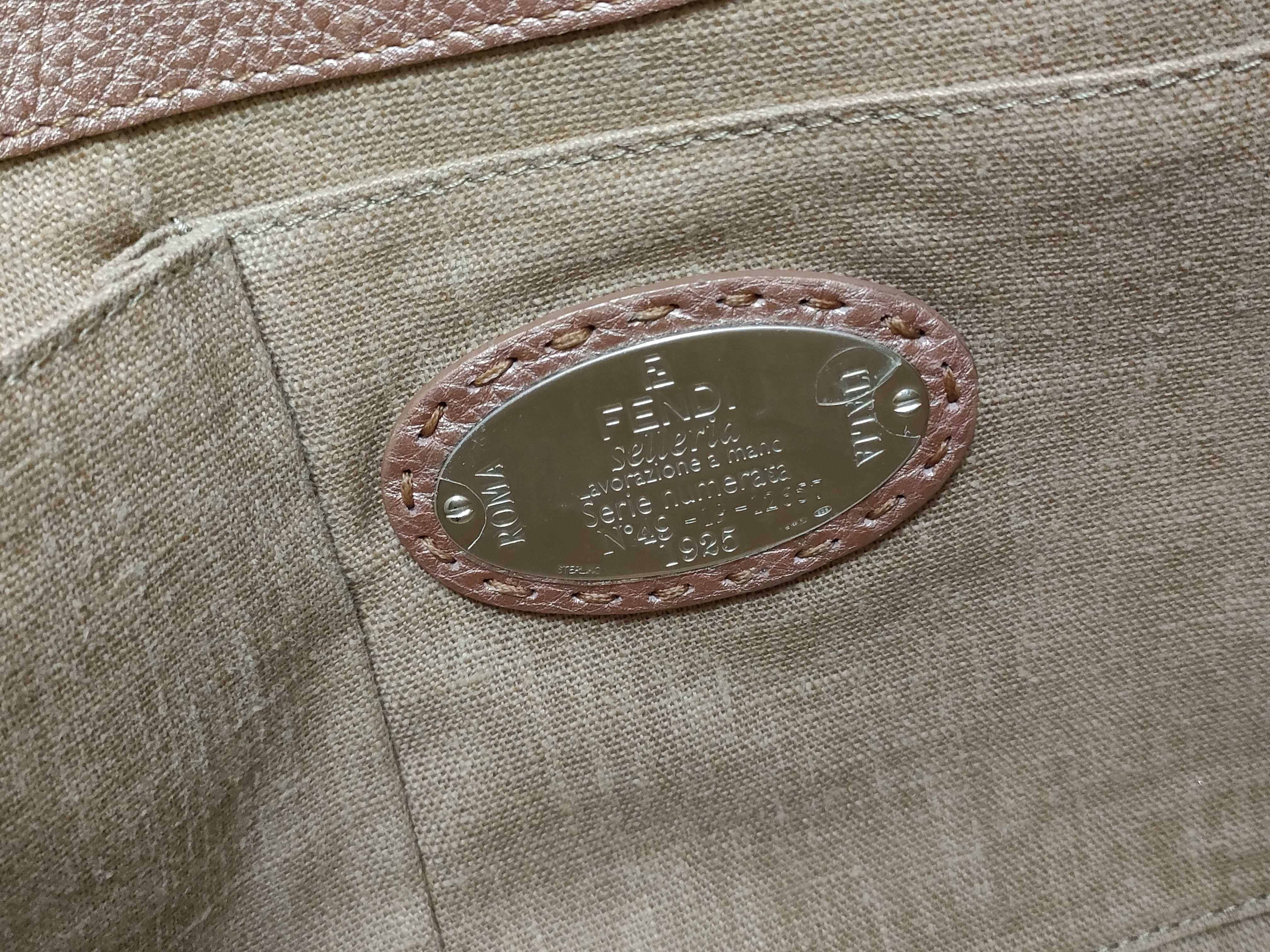 Selleria Pink Gold Leather Shoulder Bag — view 11