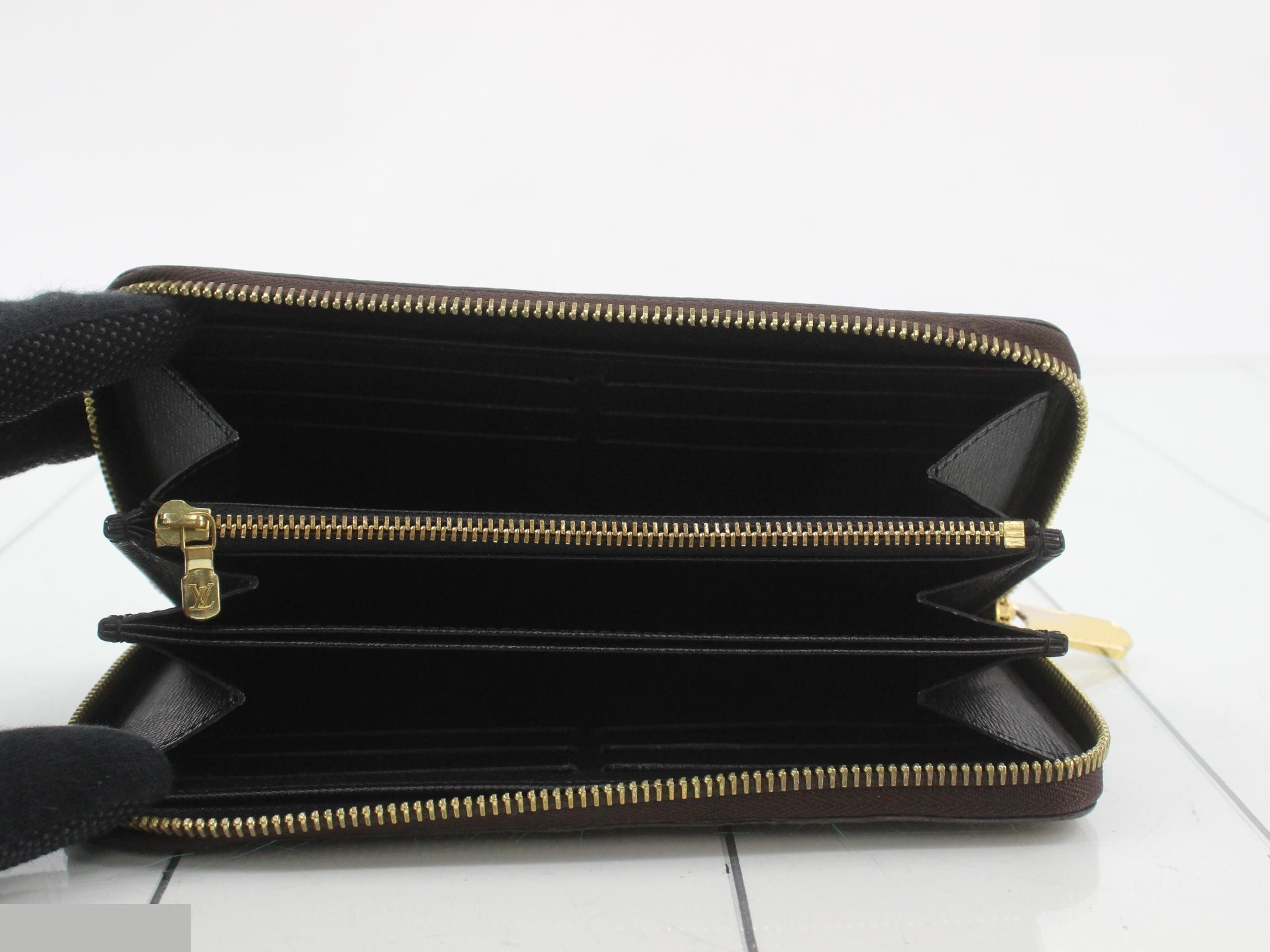 Monogram Giant Reverse Zippy Wallet Round Zipper Long Wallet — view 4