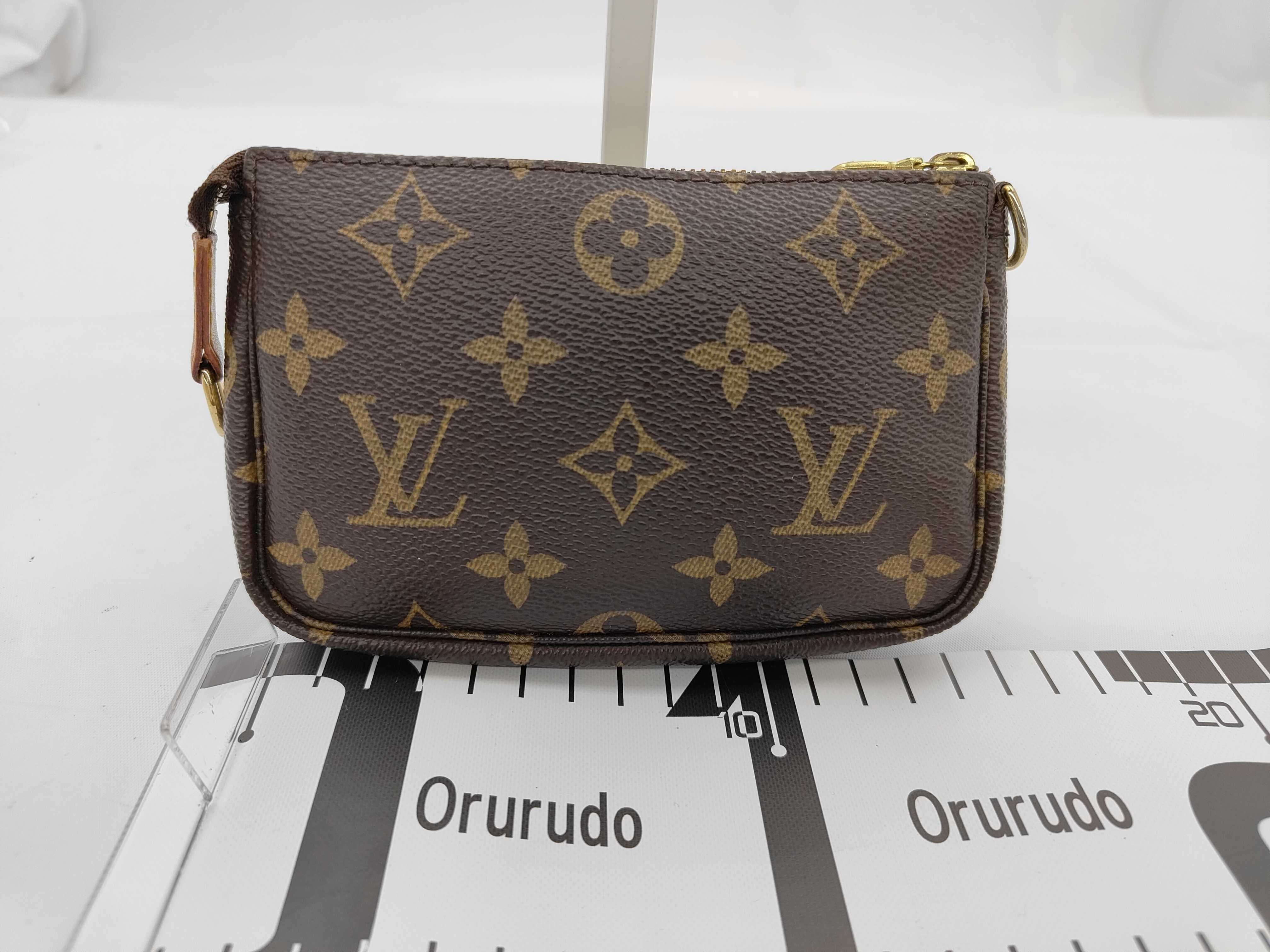 Monogram Louis Vuitton Mini Accessoires Monogram Pouch — view 2