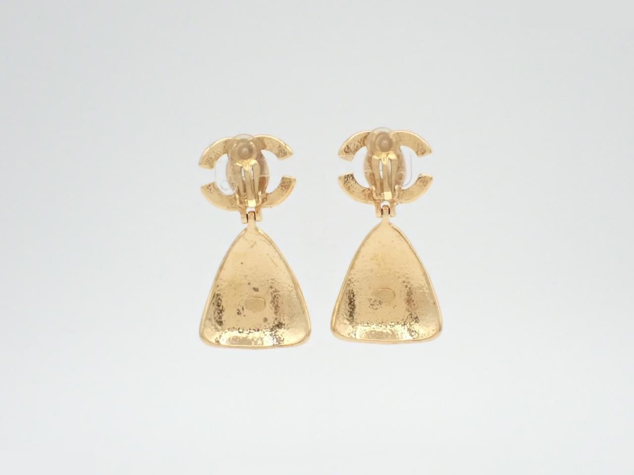 earrings - Coco Mark Triangle — view 2