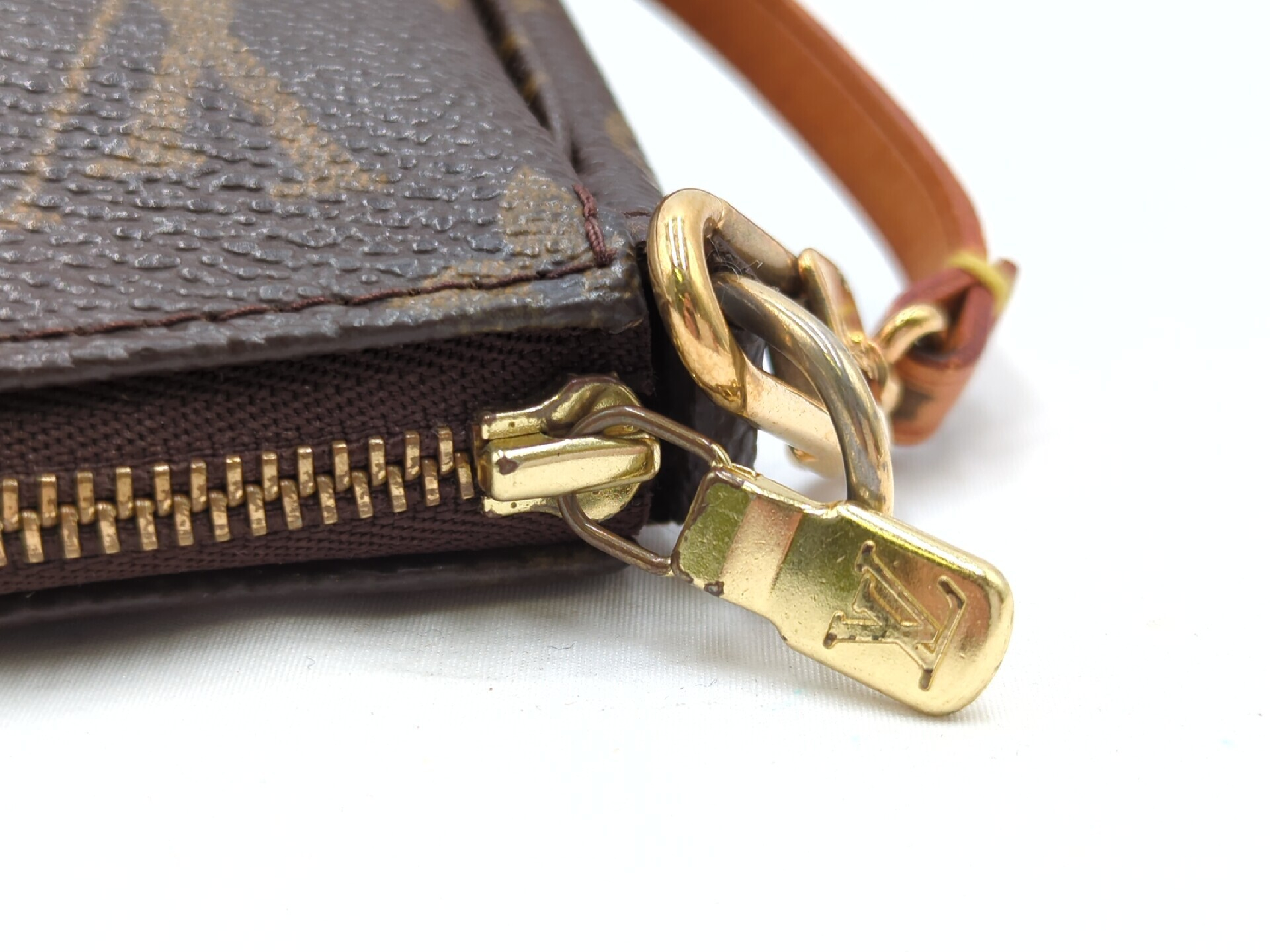 M40712 Monogram Pochette Accessoires Bag — view 9