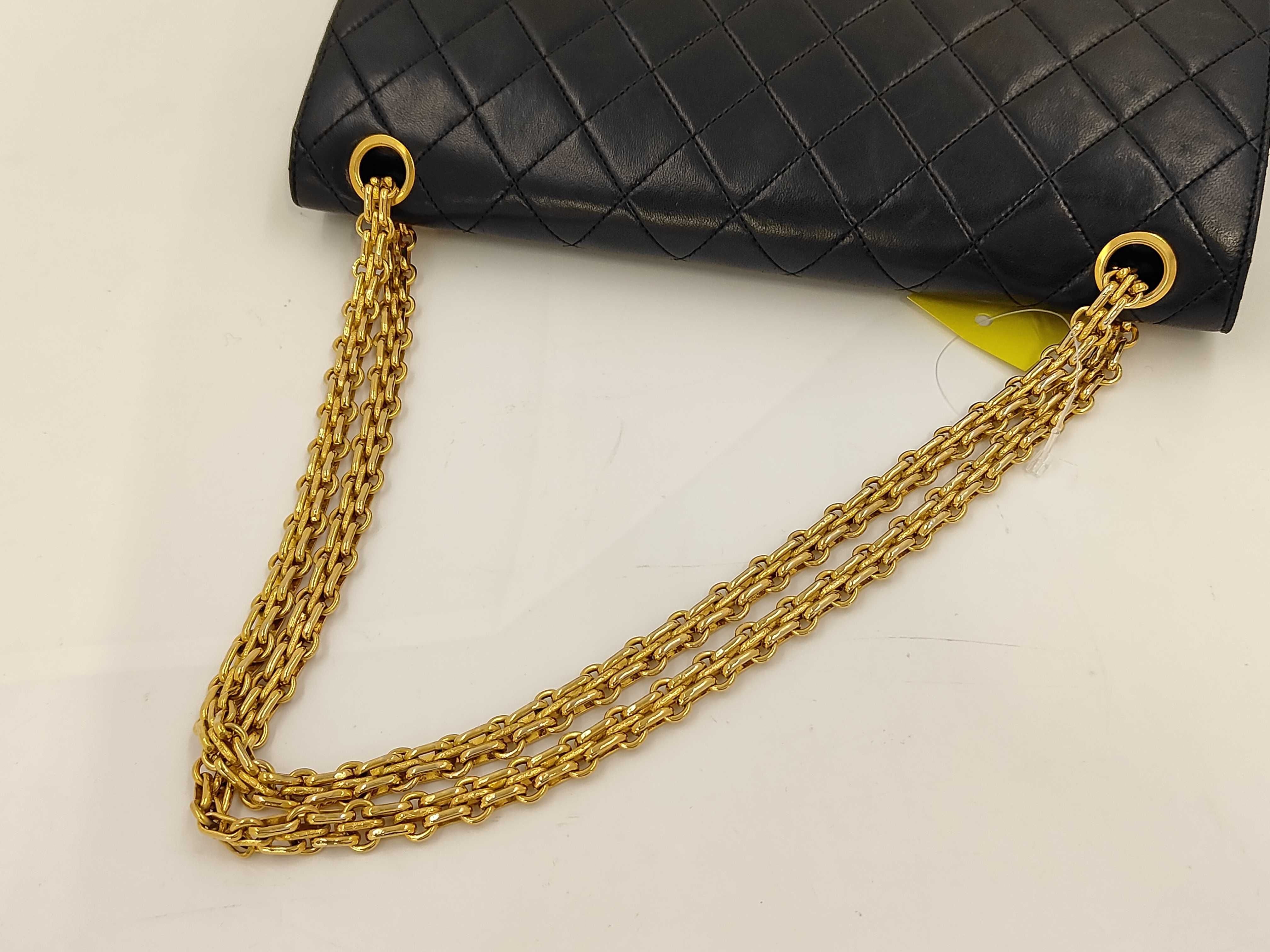 Lambskin Chanel Matelasse 25 Lambskin Shoulder Bag — view 3