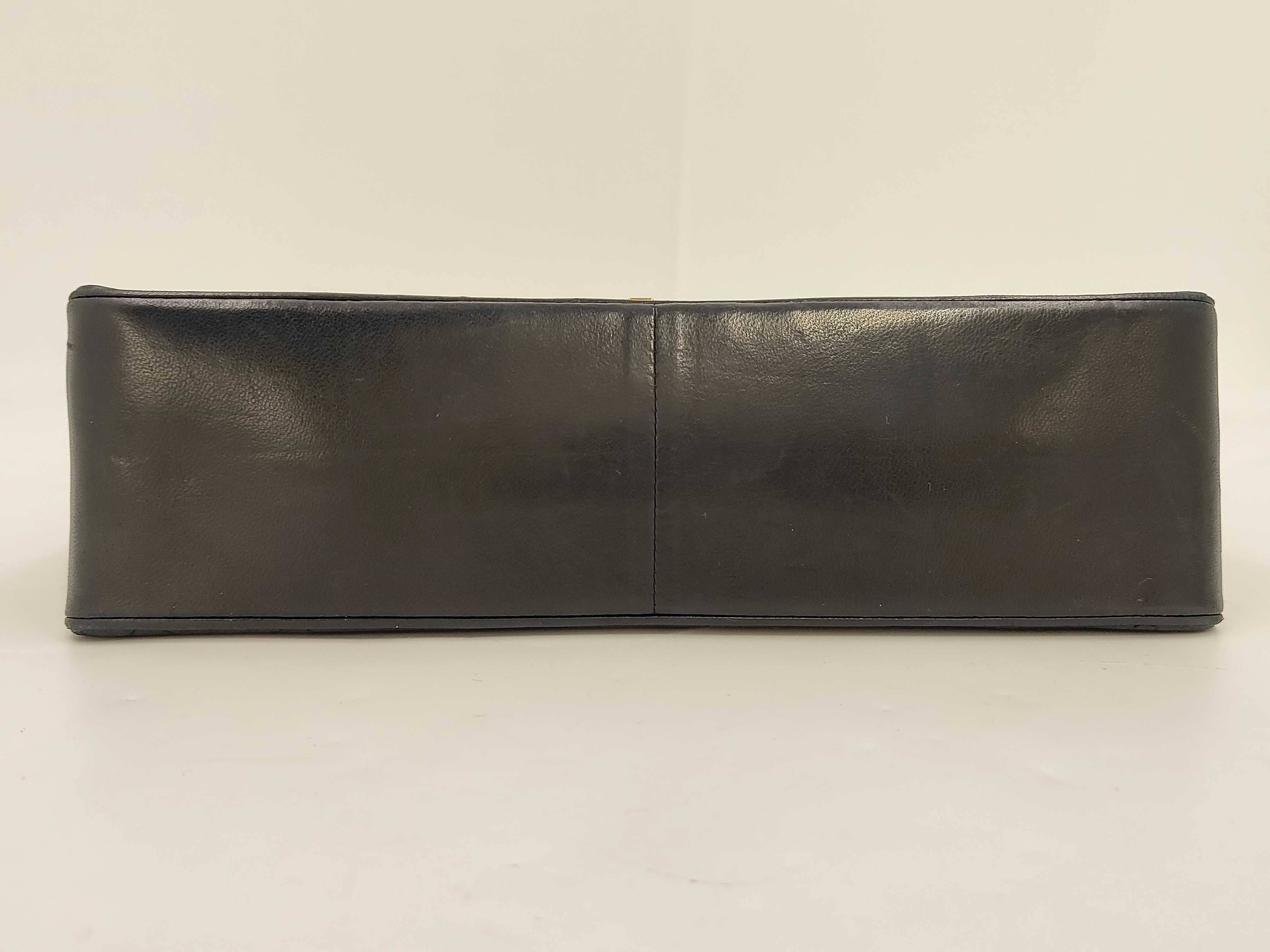 Lambskin Chanel Matelasse 25 Lambskin Shoulder Bag — view 6
