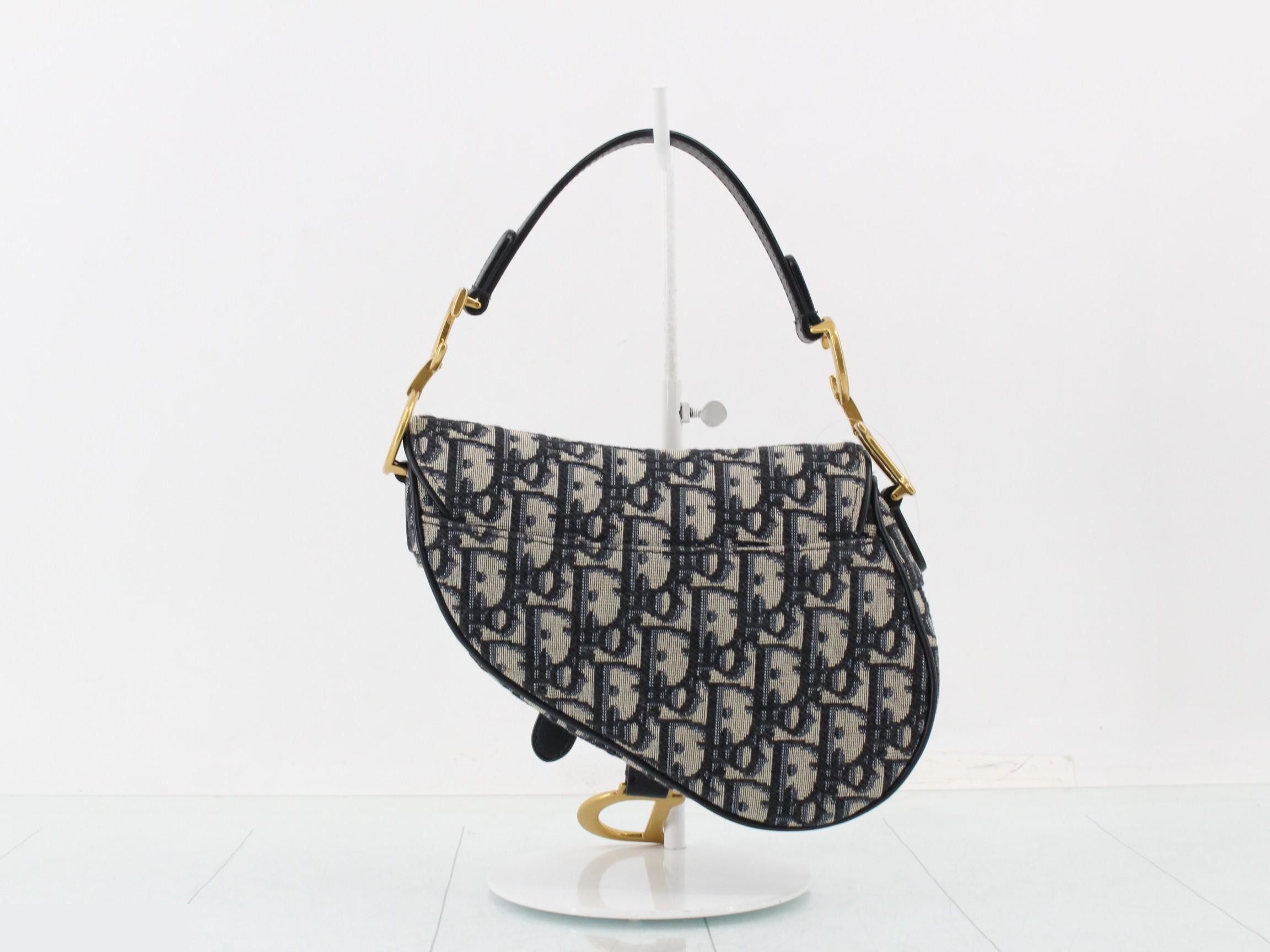 Trotter Saddle Shoulder Bag — view 2
