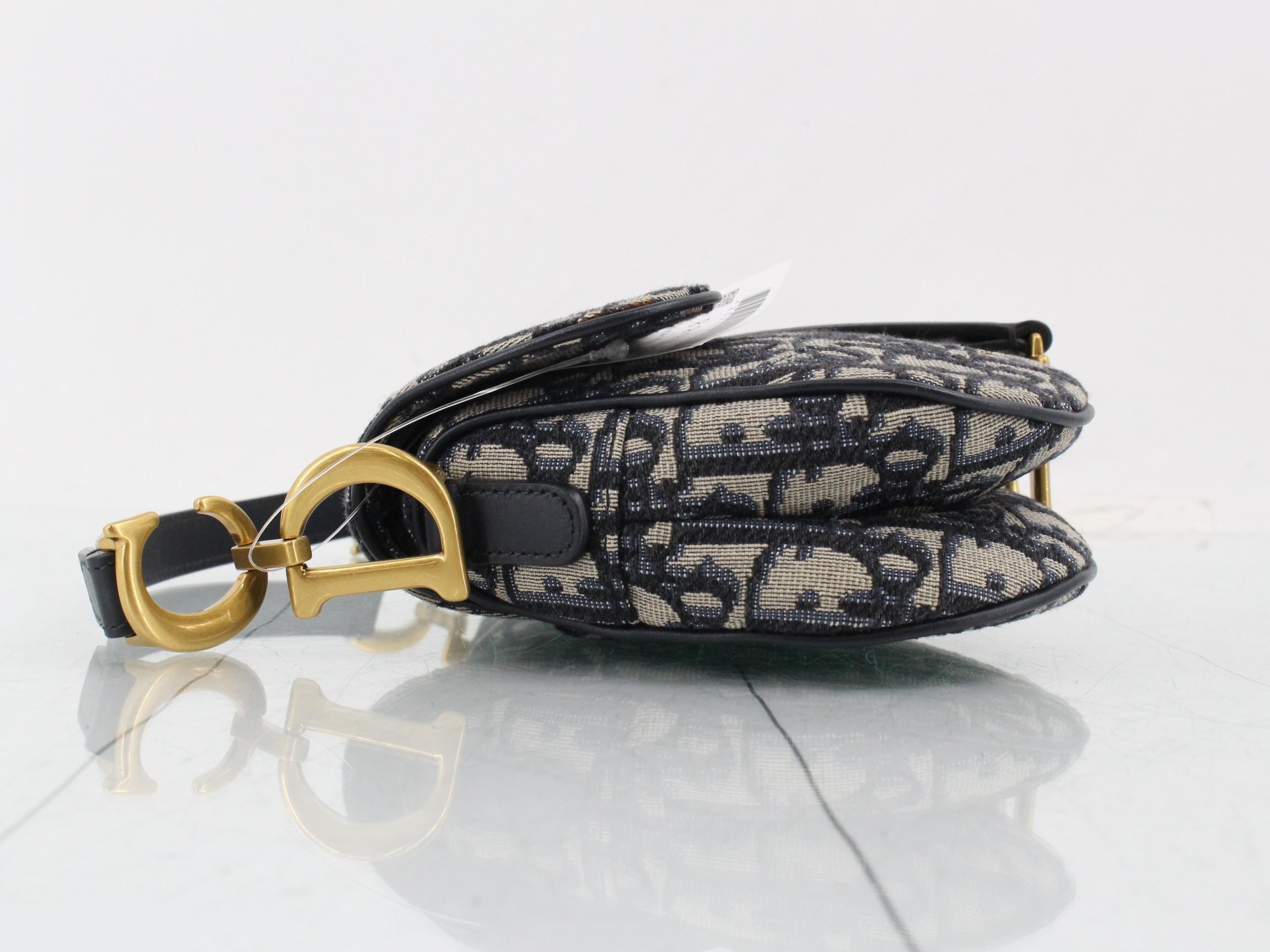Trotter Saddle Shoulder Bag — view 4