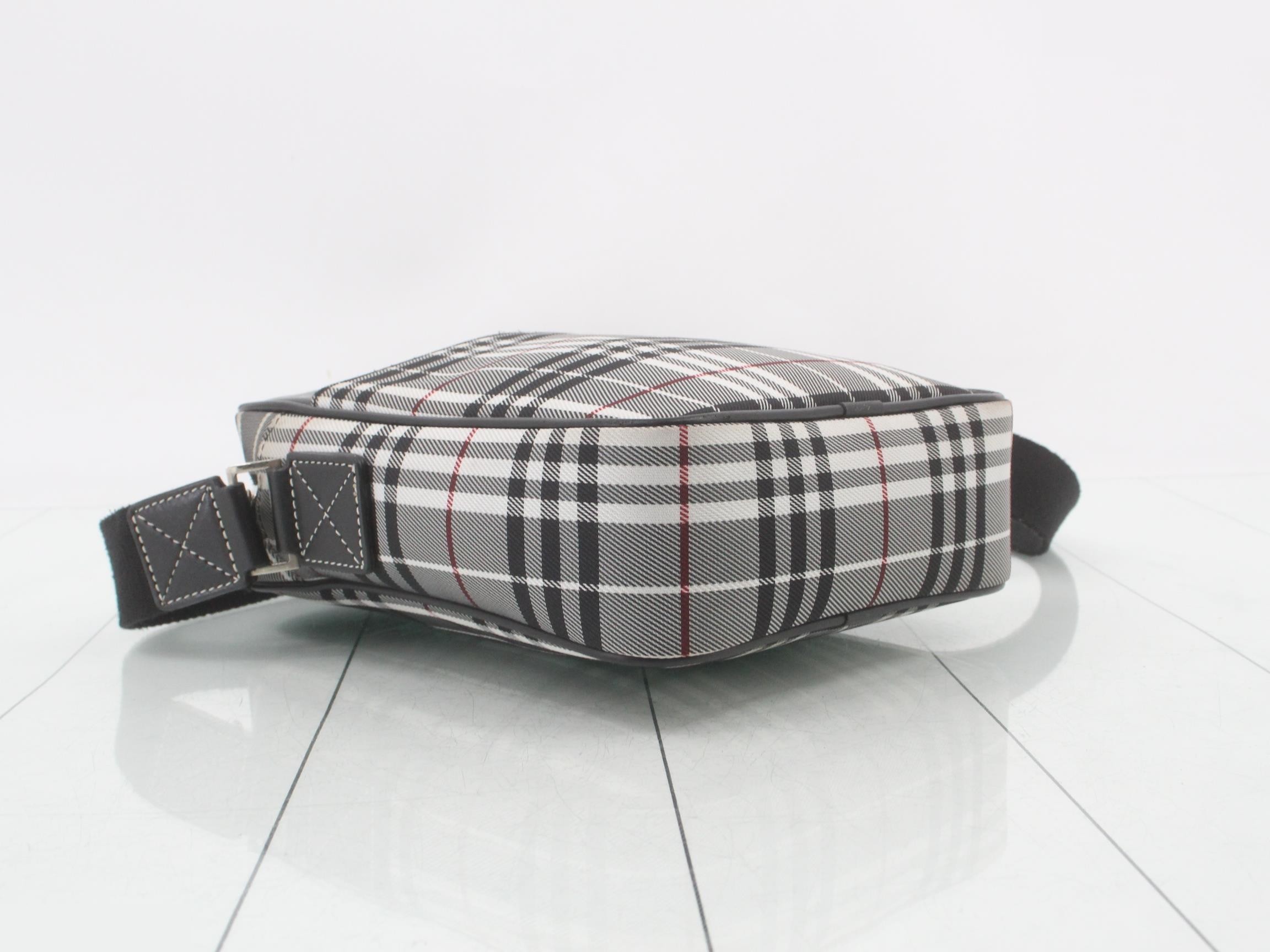 Other lines: Checkered shoulder bag — view 5
