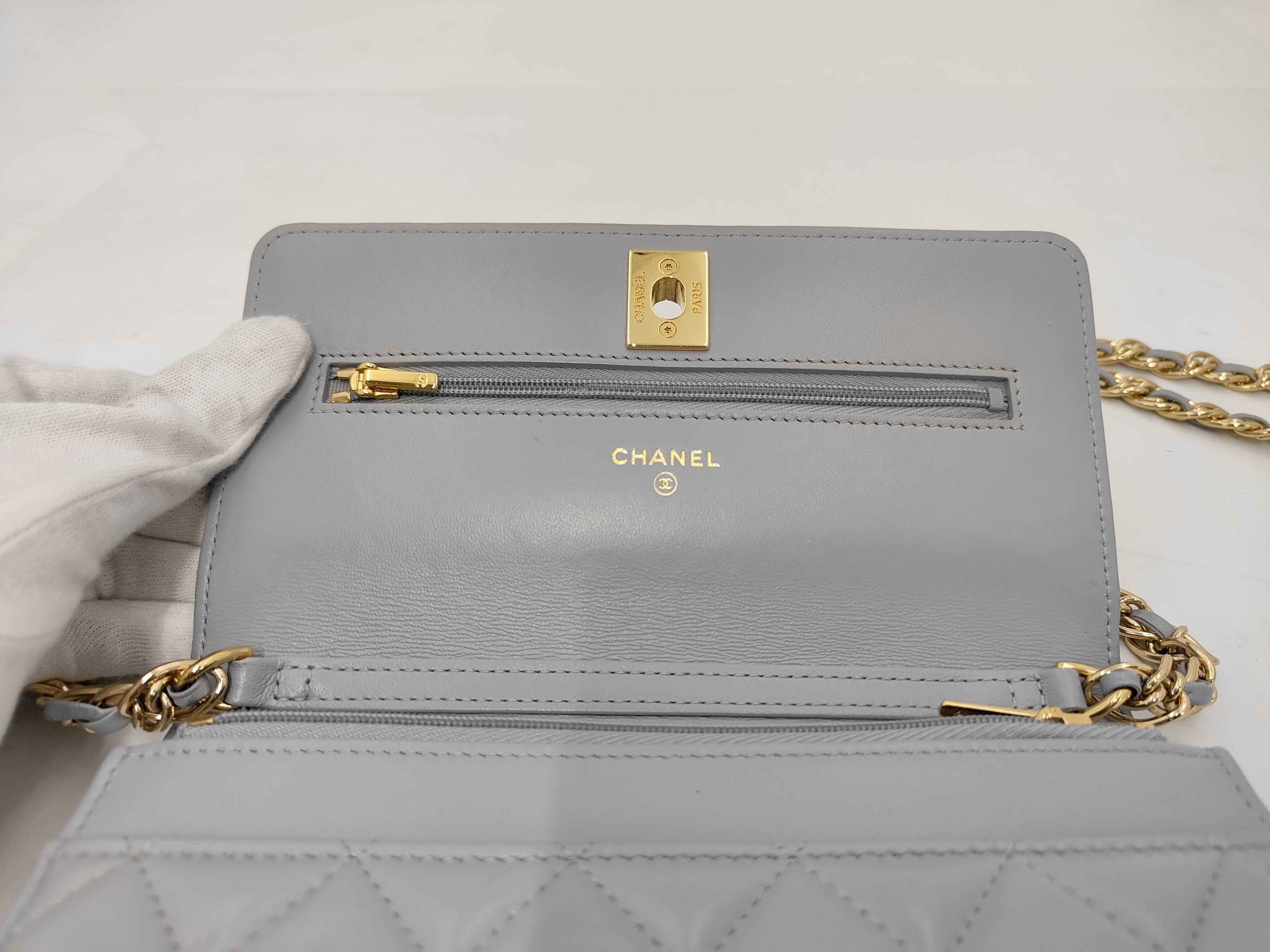 Matelassé Chain Shoulder Bag, Gray Lambskin, Gold Hardware. — view 7