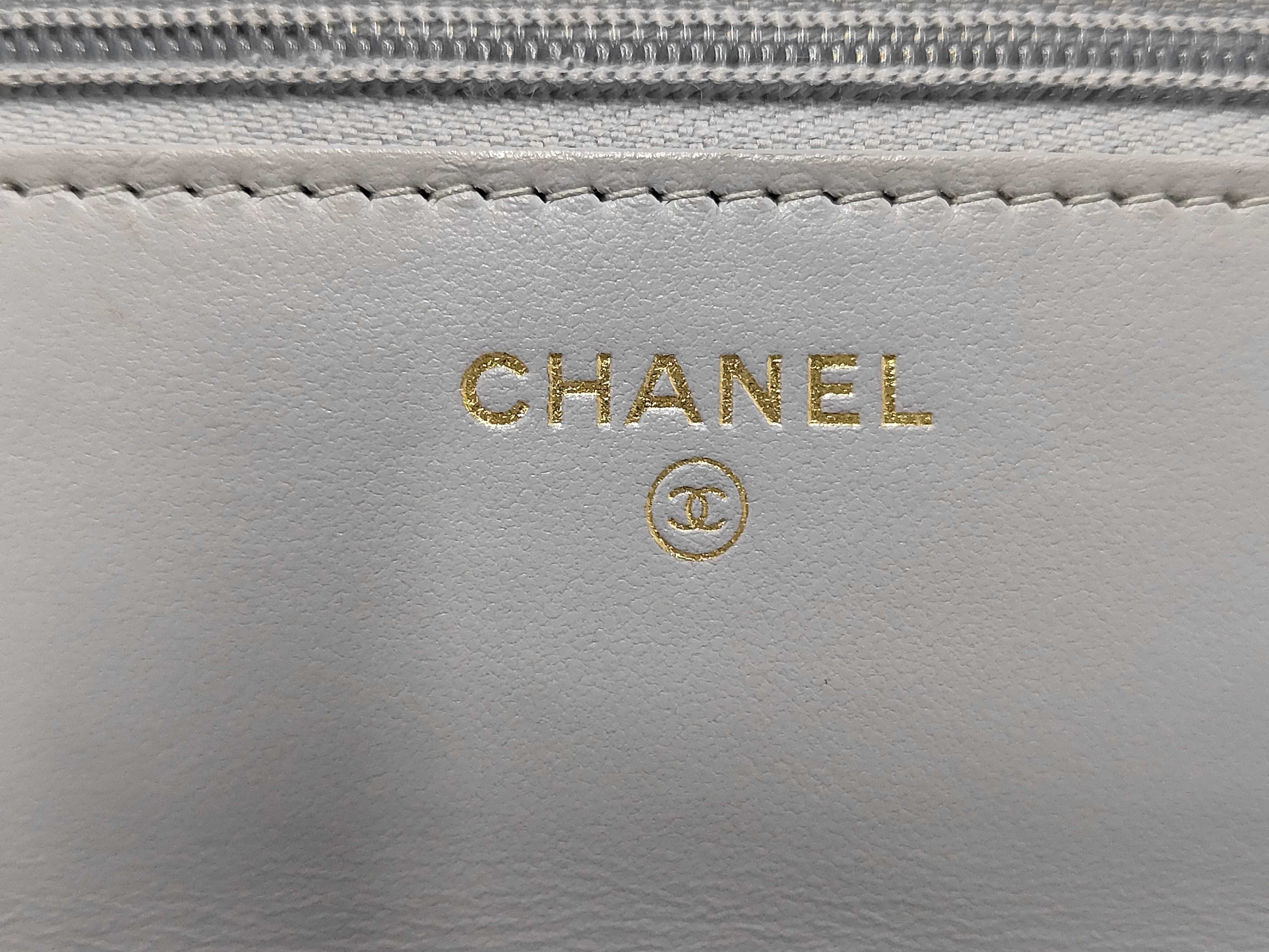 Matelassé Chain Shoulder Bag, Gray Lambskin, Gold Hardware. — view 10