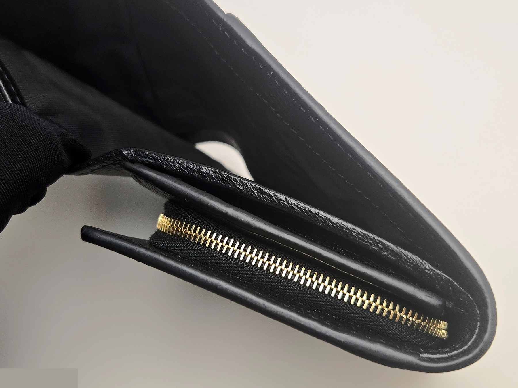 Double G Medium Wallet, Reference Retail Price: ¥82,500, Unused — view 8