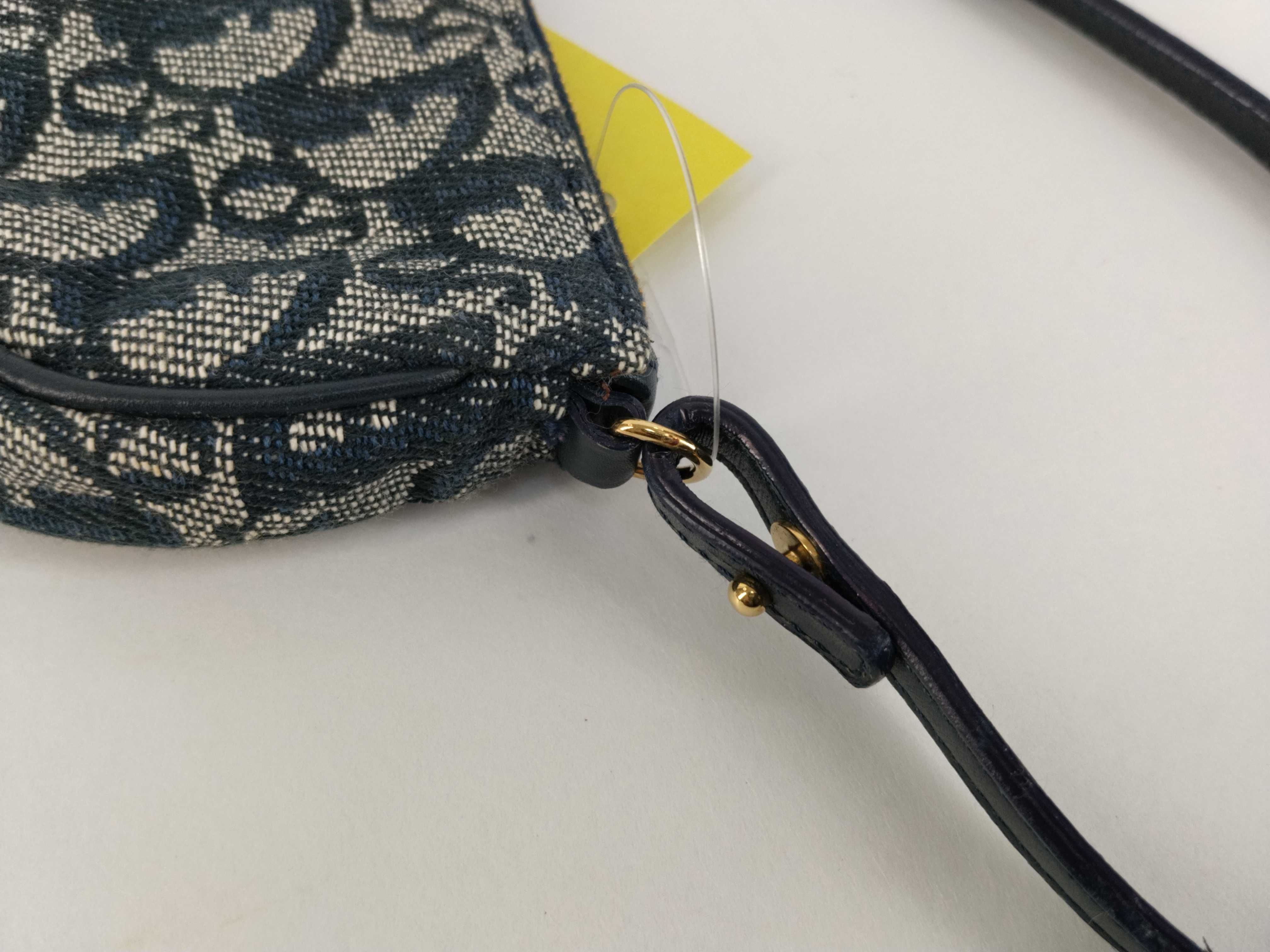 Trotter Saddle One-Shoulder Bag — view 5