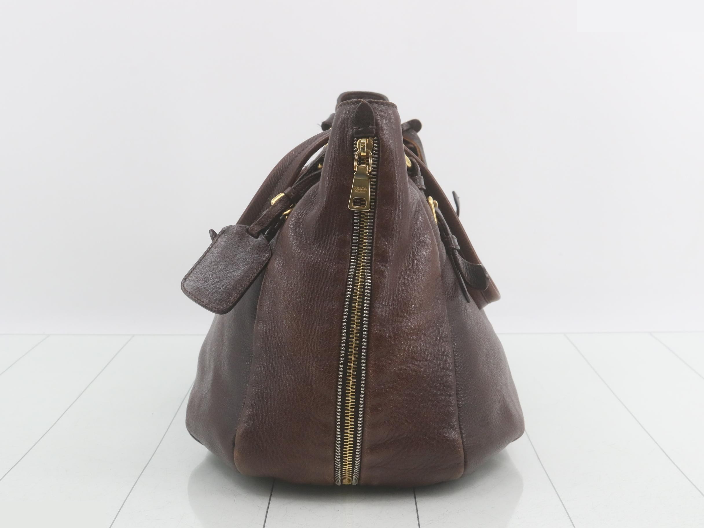 Other lines: Leather bags and tote bags — view 3