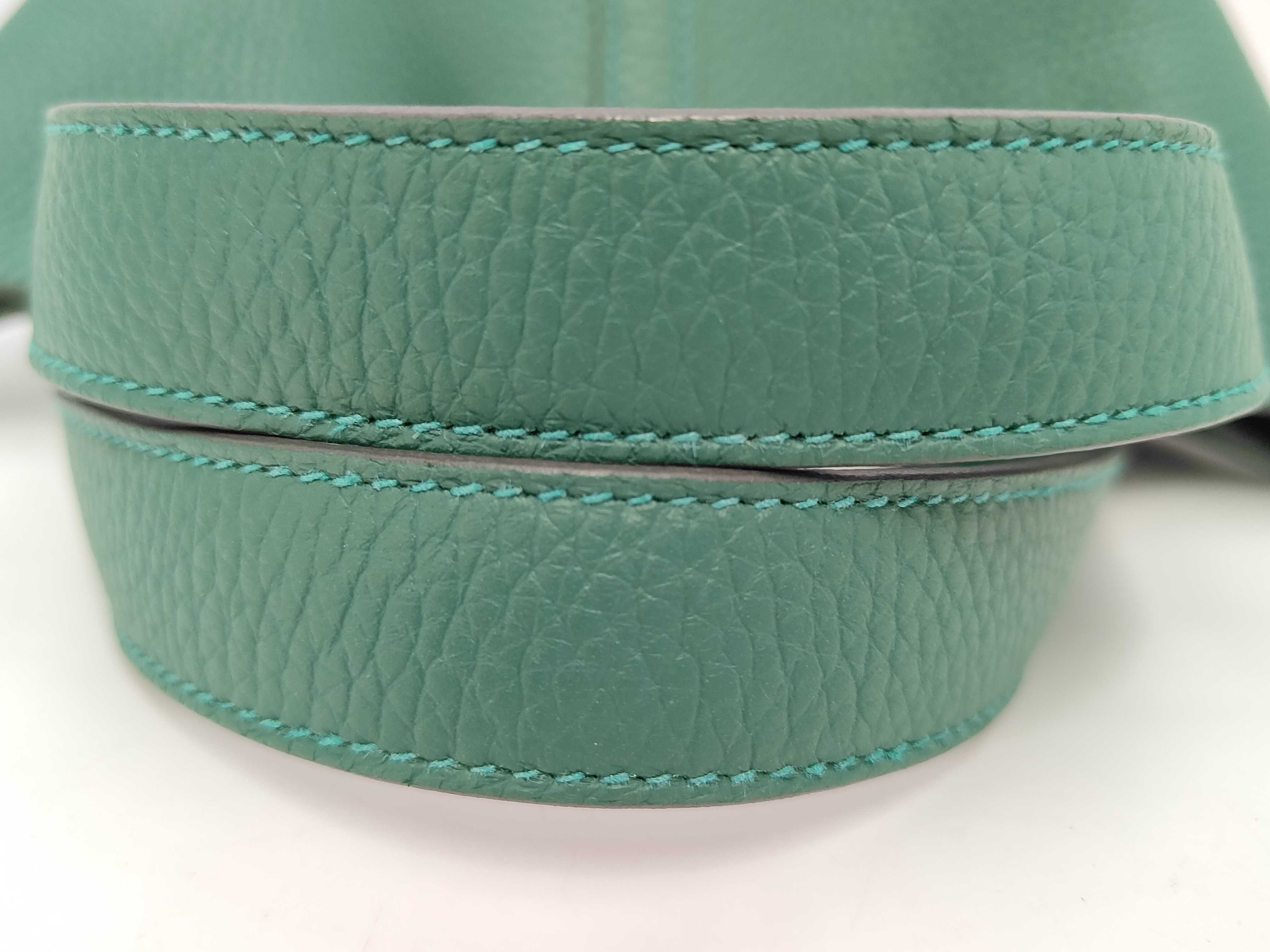 Picotin Lock PM handbag, Taurillon leather, Vert Moyen, K stamp, S hardware, dust bag, key included. — view 6