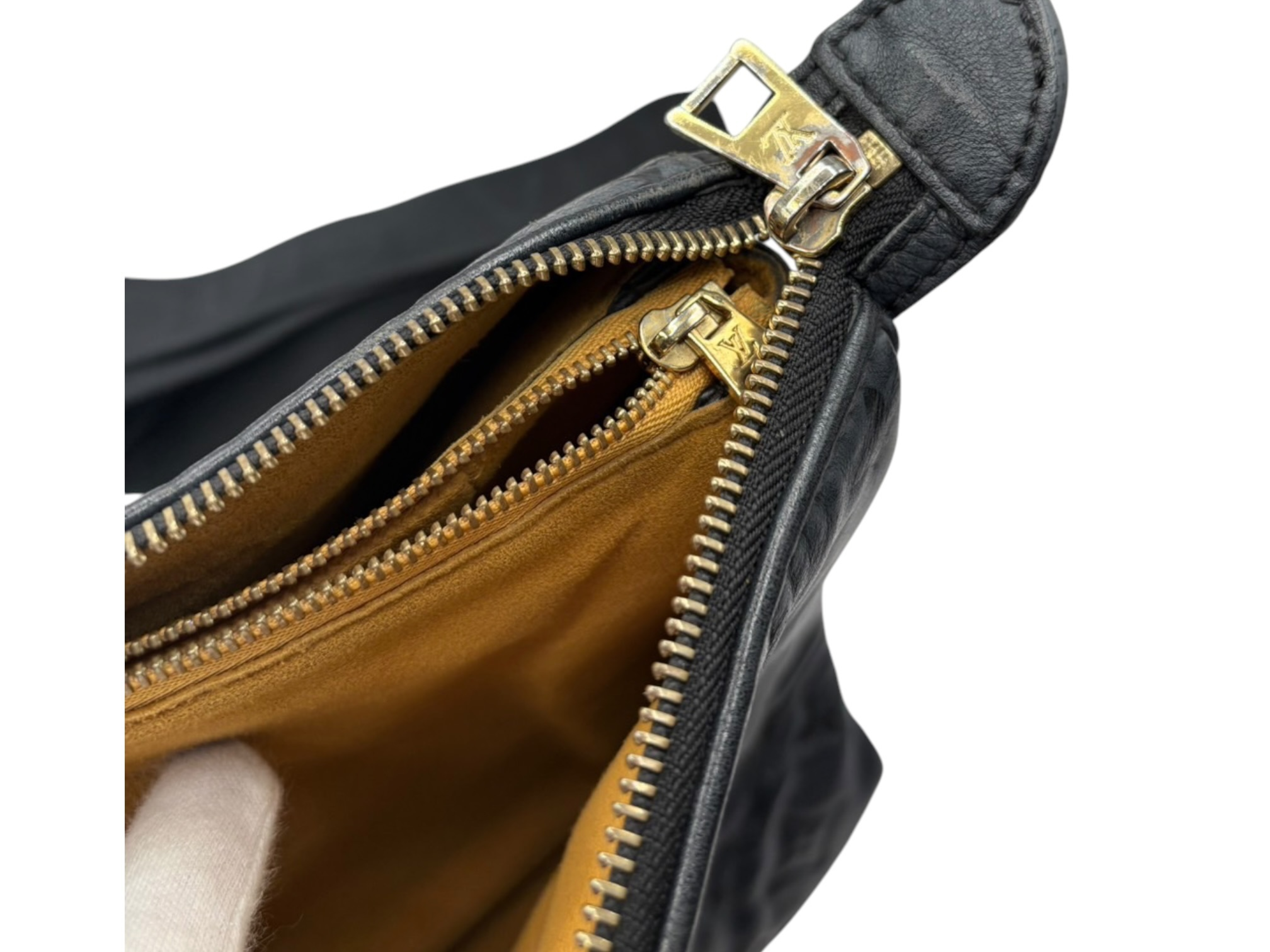 Monogram Embossed Coussin MM M57783 TR0281 Black Shoulder Bag — view 7