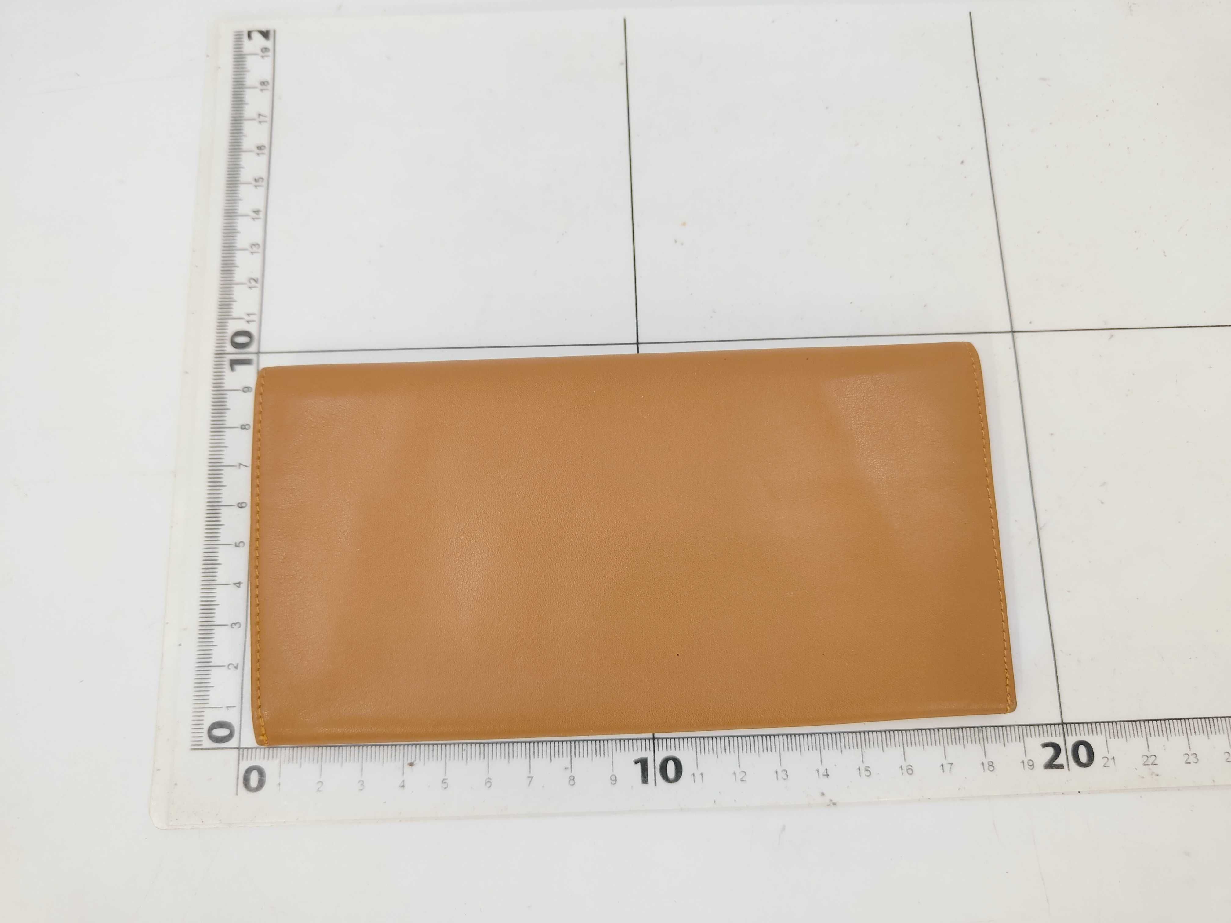 wallet — view 2