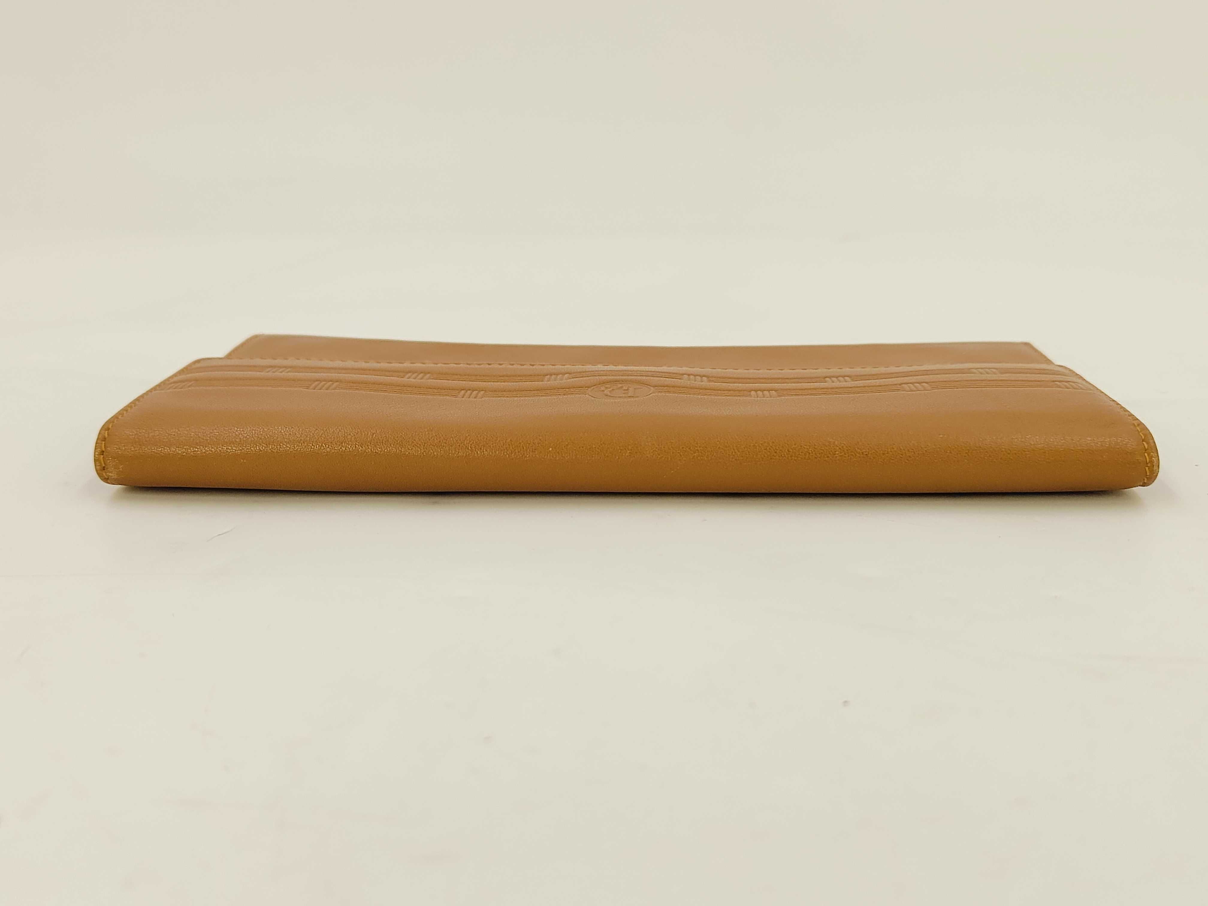 wallet — view 5
