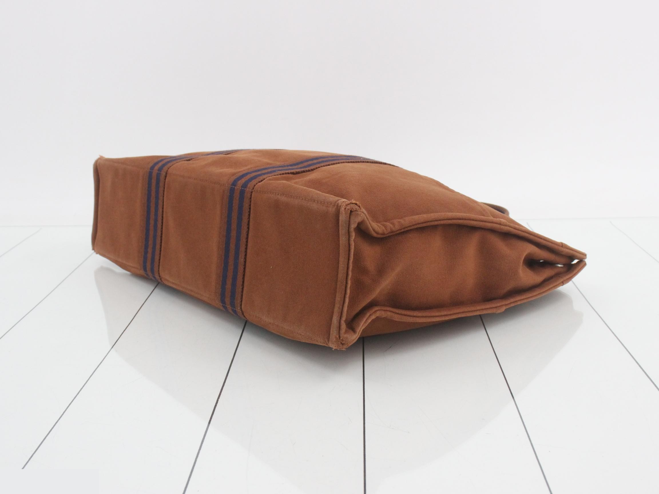 Fooltout MM Tote Bag — view 6