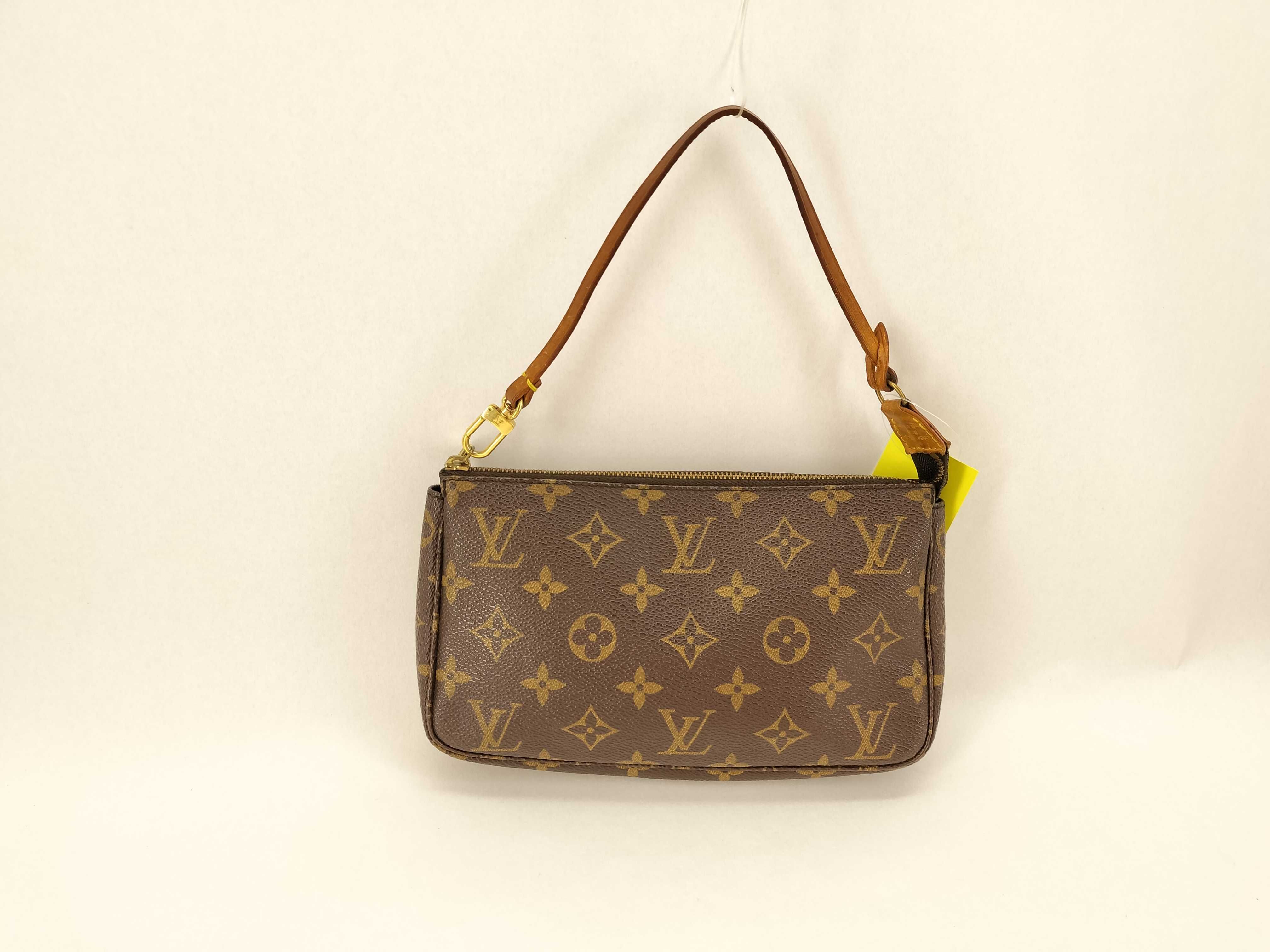 Monogram M40712 Pochette Accessoires Handbag