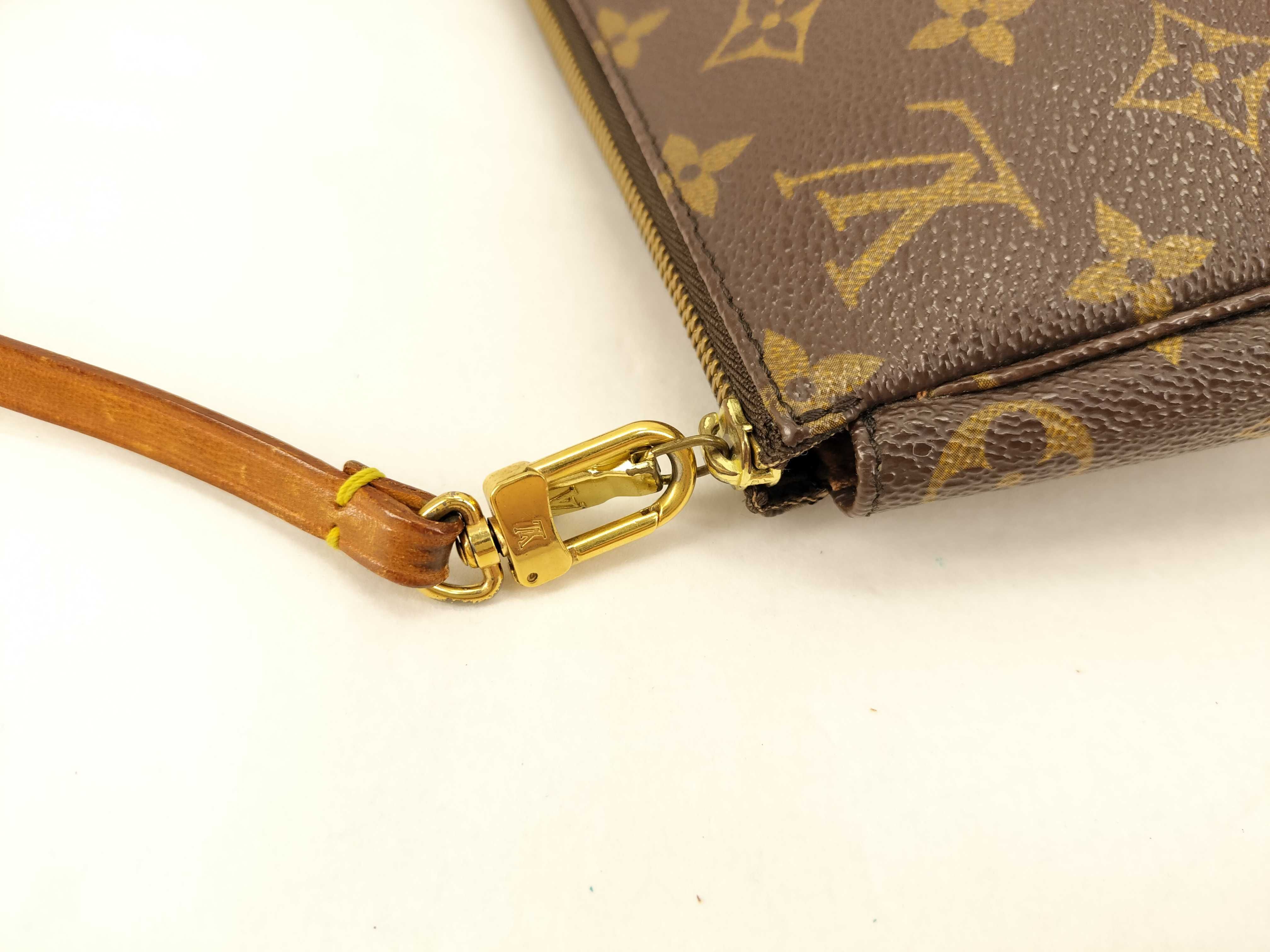 Monogram M40712 Pochette Accessoires Handbag — view 5