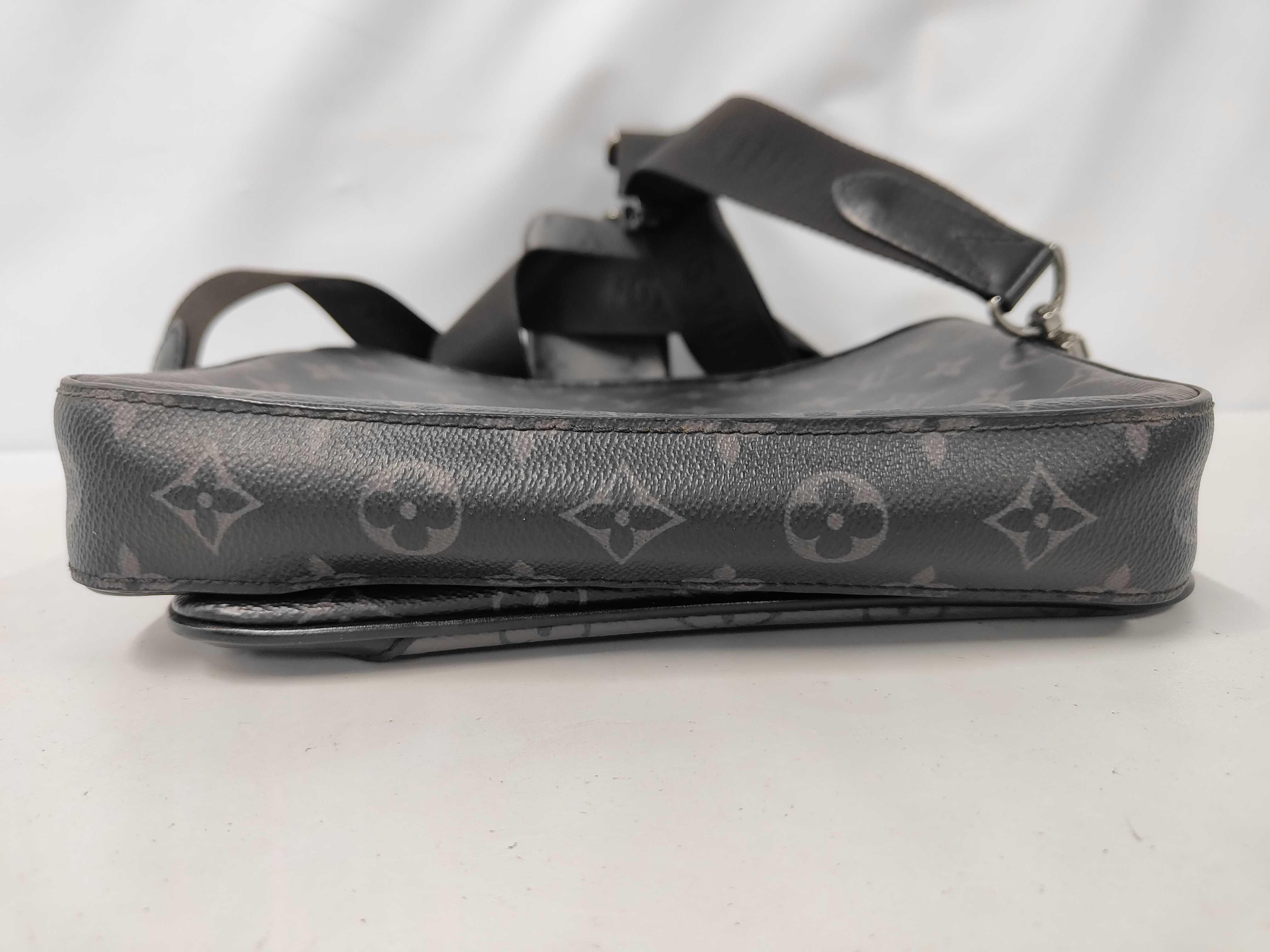 Monogram LV Trio Messenger Monogram Eclipse M69443 Black TJ5210 (with IC) Shoulder Bag — view 3