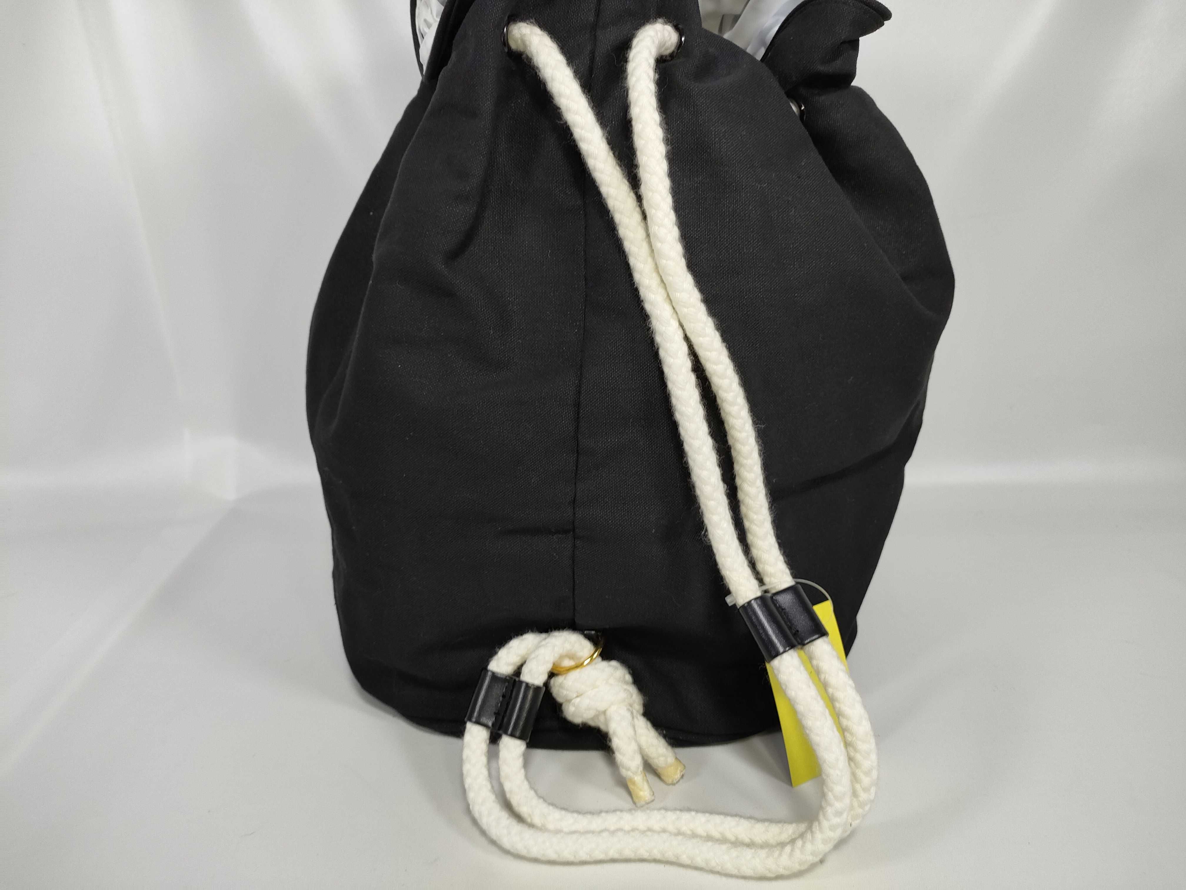 drawstring bag, novelty item, shoulder bag — view 3