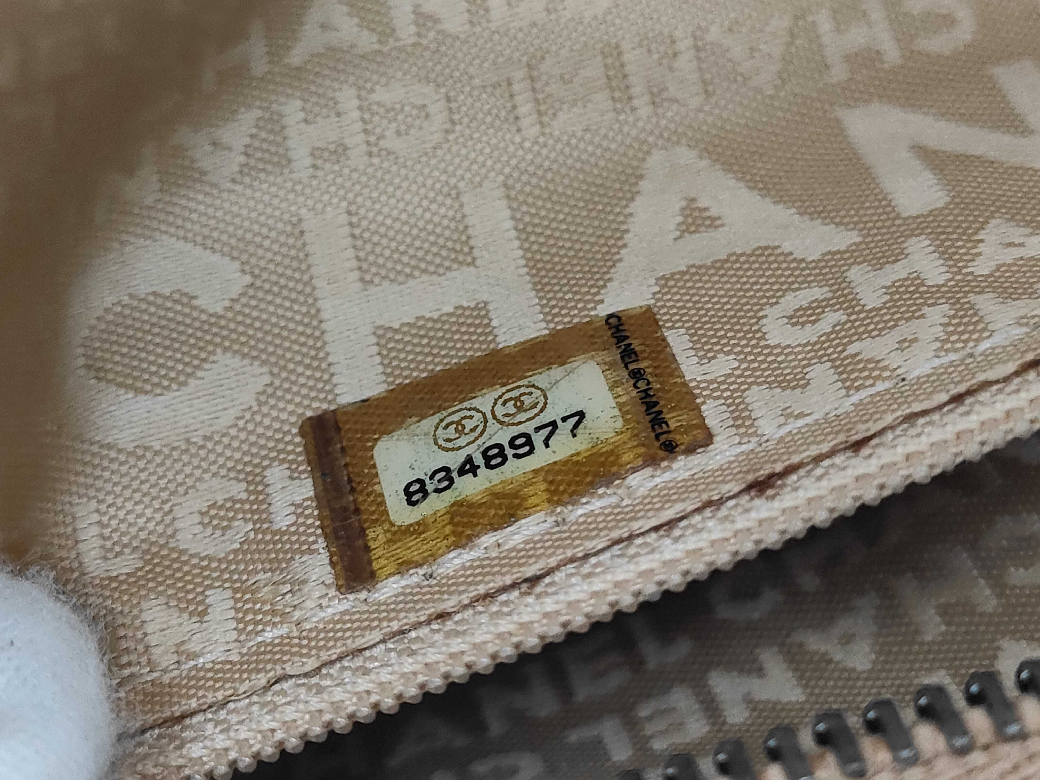 shoulder bag, serial number 8, with original sticker. — view 12