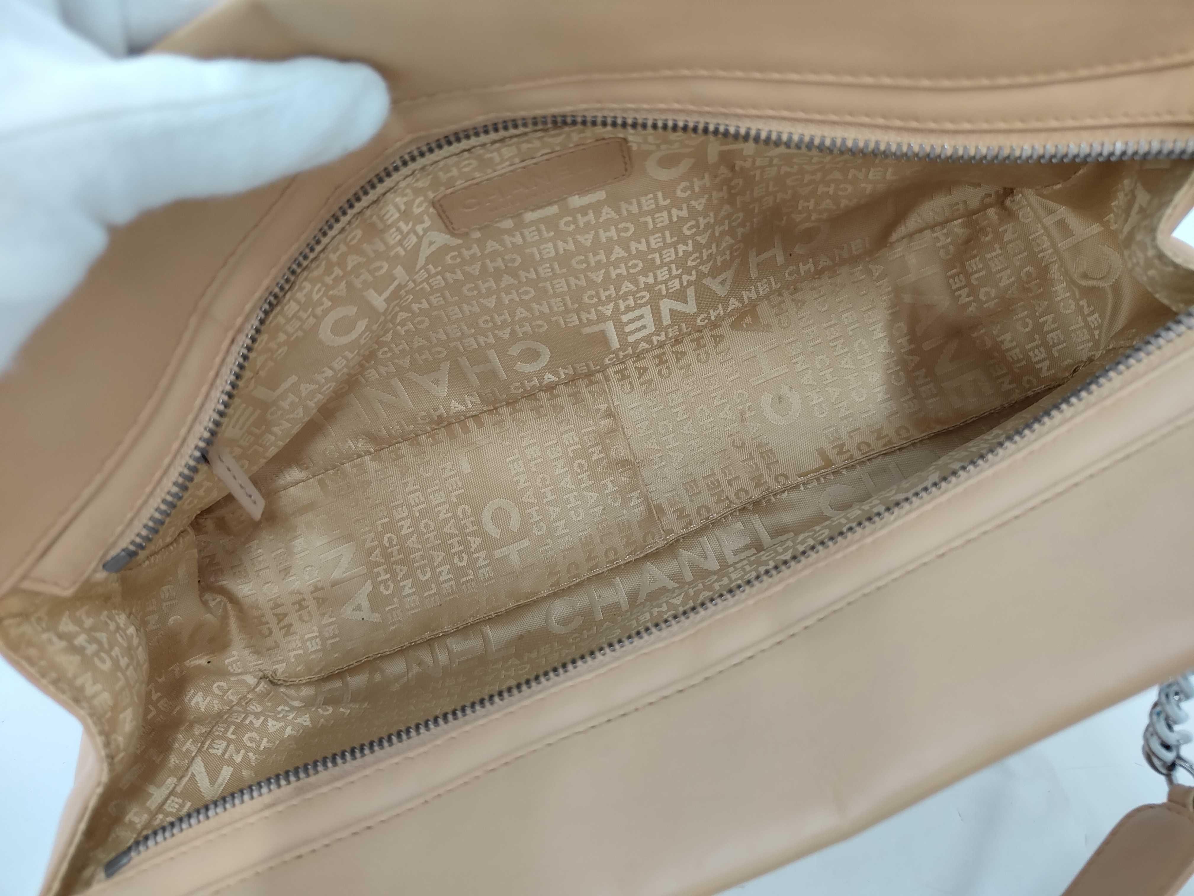 shoulder bag, serial number 8, with original sticker. — view 9