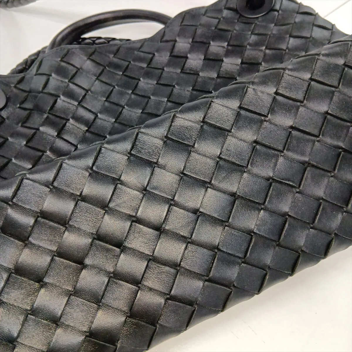 Intrecciato Medium Andiamo Leather 2-Way Handbag, Black — view 13