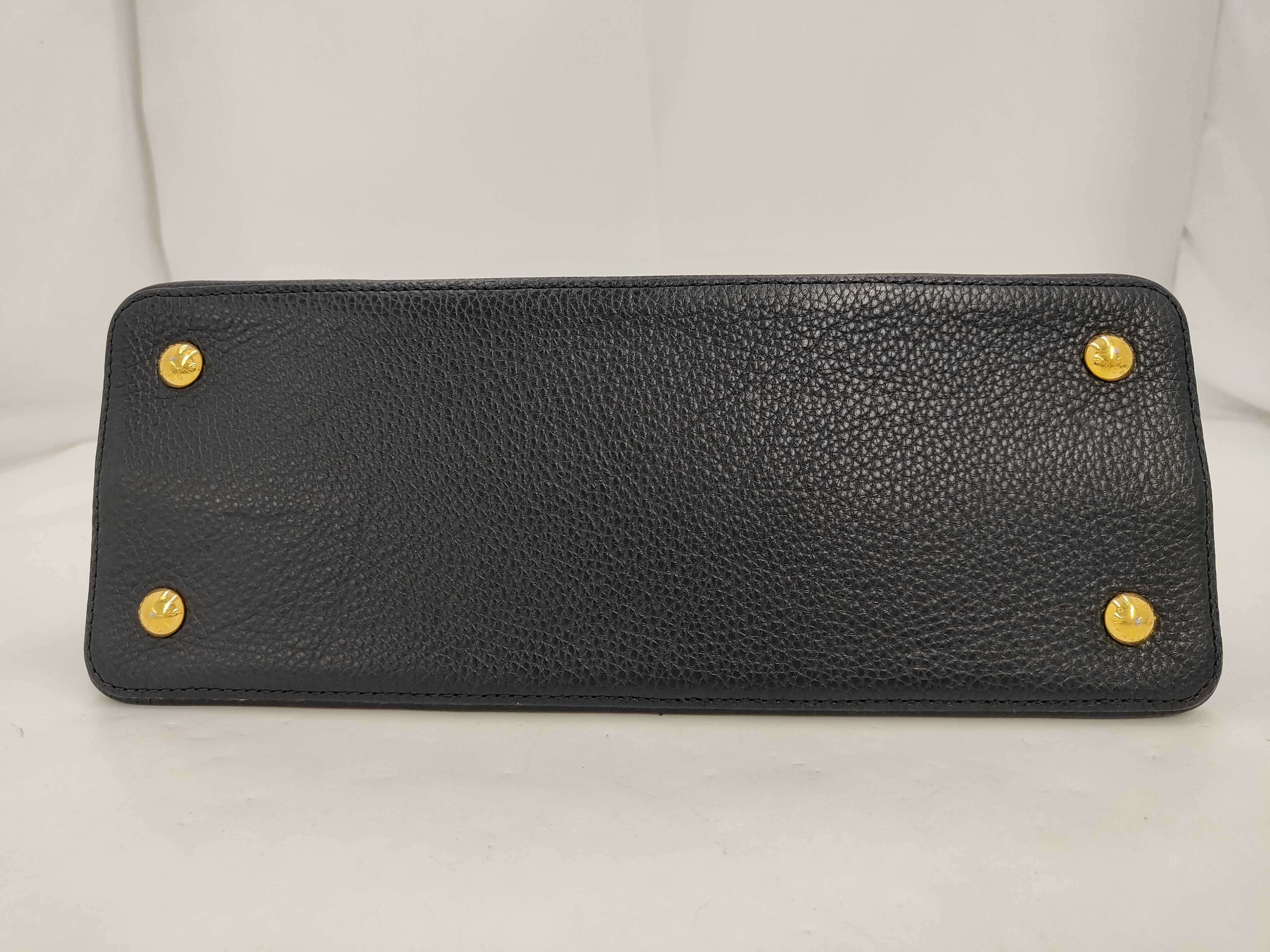 Kapusine Hand Shoulder Bag — view 3