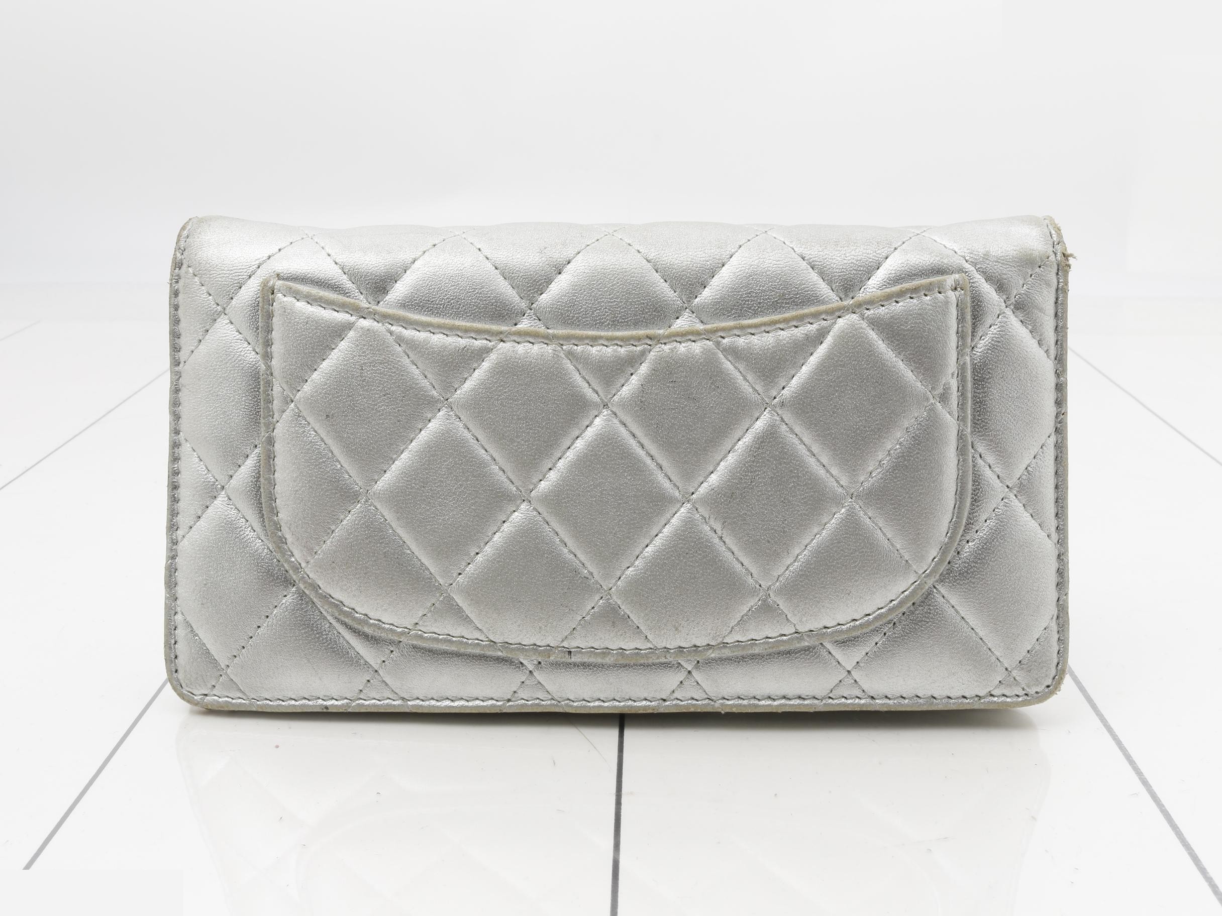 Matelassé (bags) and wallets — view 2
