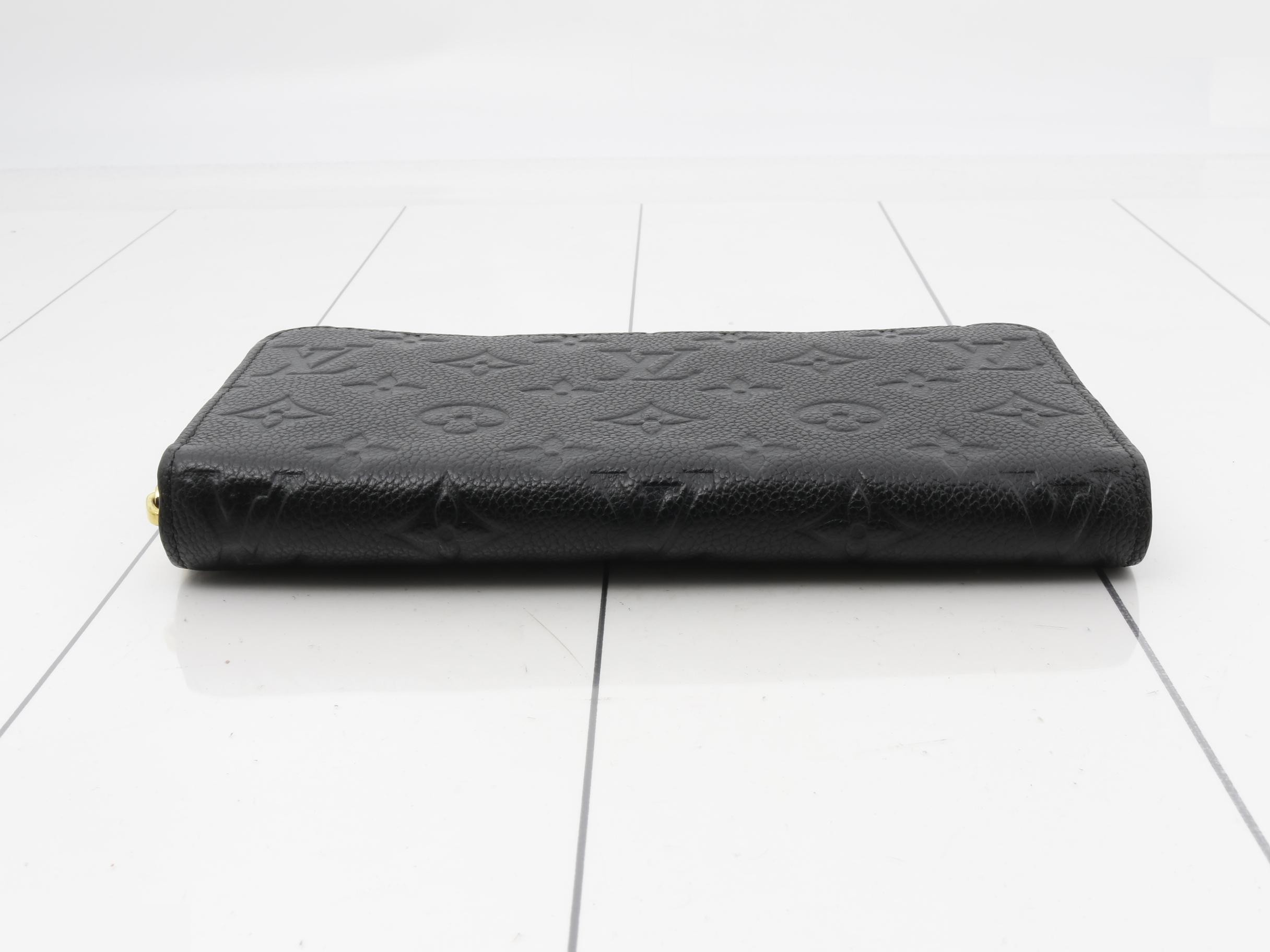Zippy Wallet — view 3