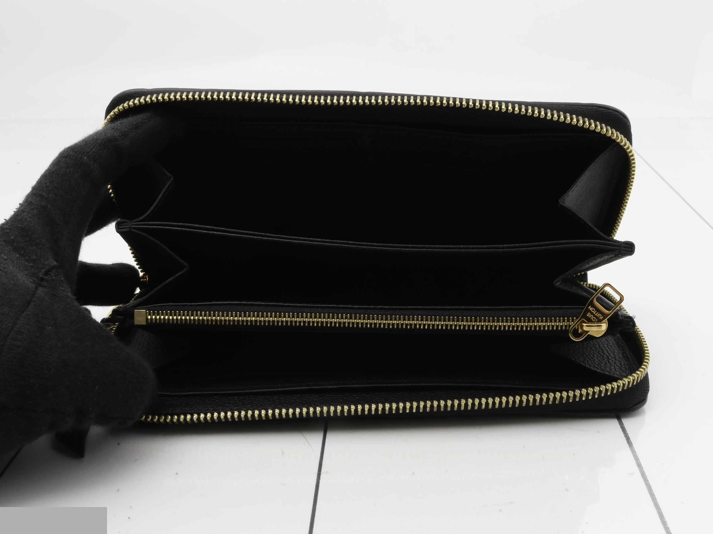 Zippy Wallet — view 4