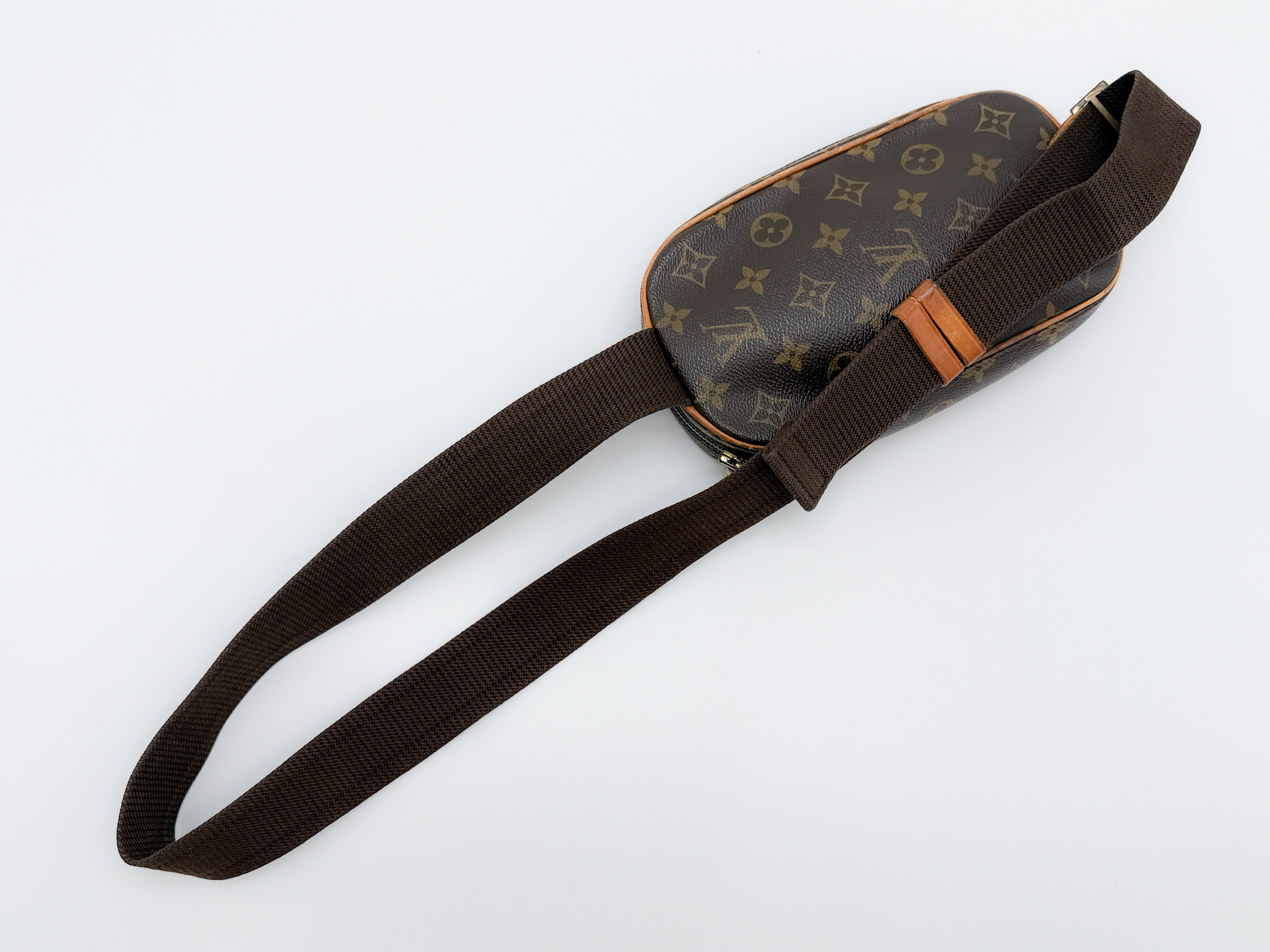 Monogram M51870 Pochette Gange CA0052 Shoulder Bag — view 3