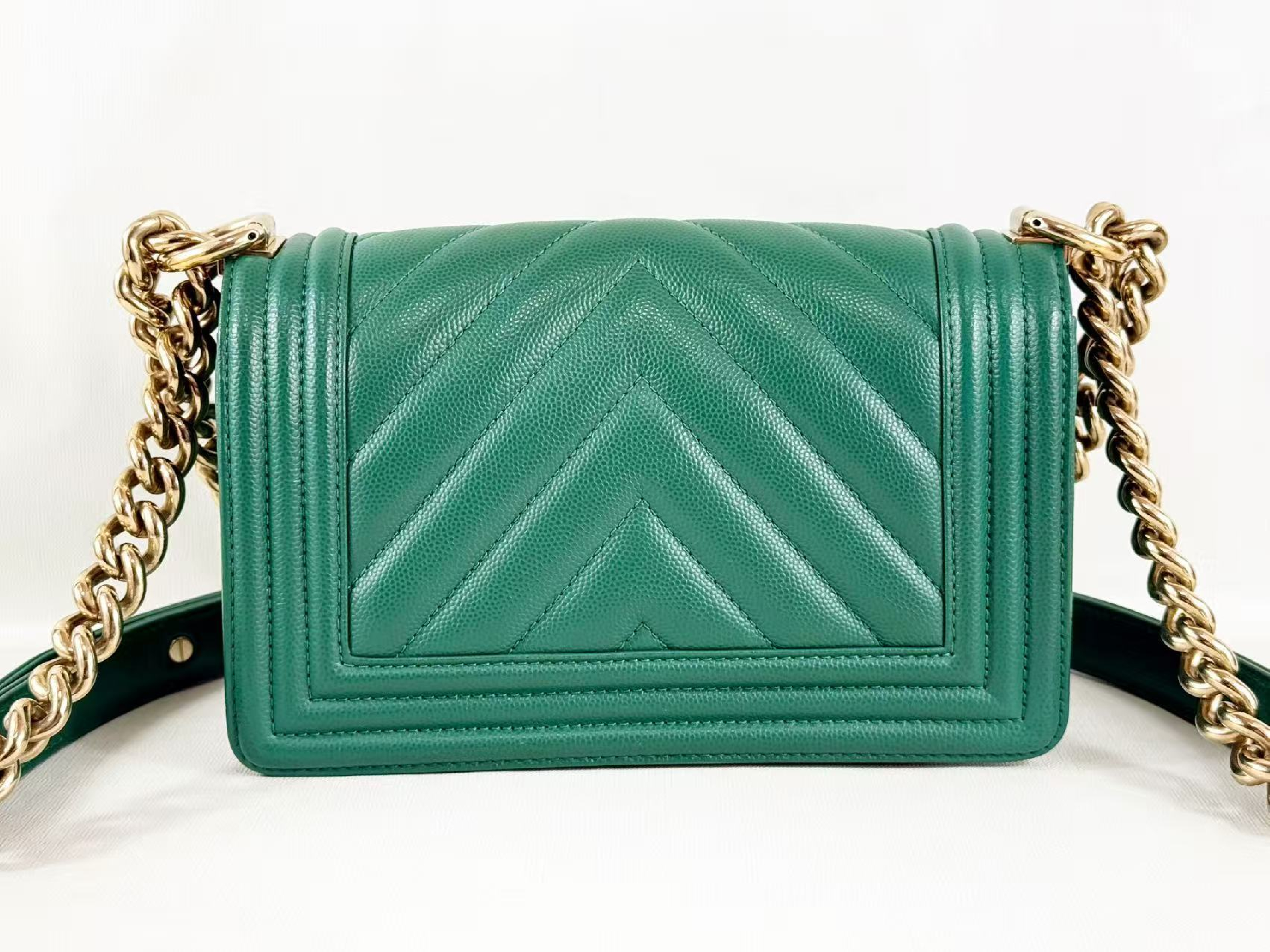Boy Caviar Skin Chevron Emerald Gold W20/H13/D6cm approx. 25 series [with dust bag and seal] C gold hardware Shoulder bag 25584110 Shoulder bag — view 3