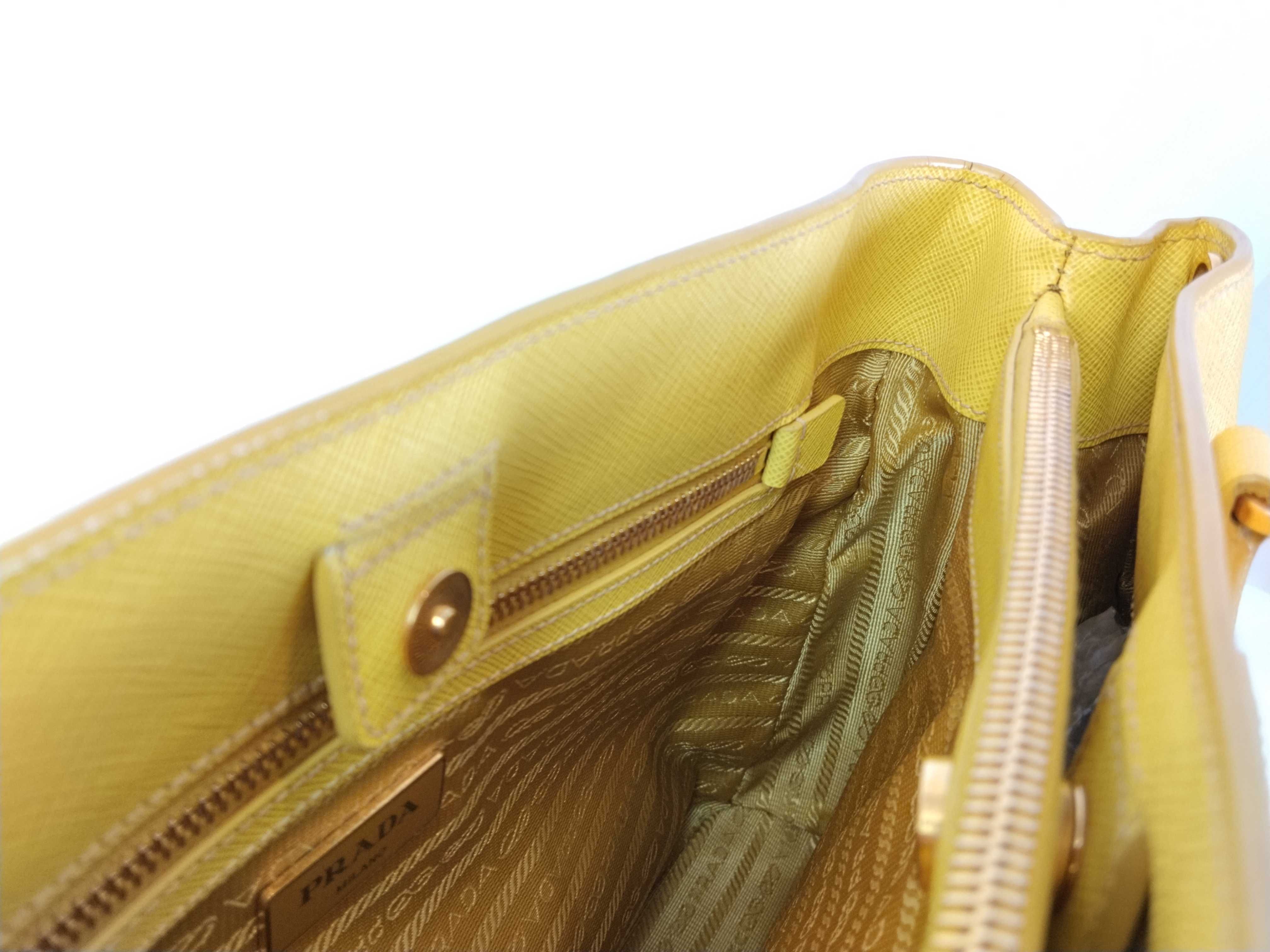 ID- Saffiano Lux Galleria Cowskin 2-Way Handbag Yellow BN1874 #208 Handbag — view 11