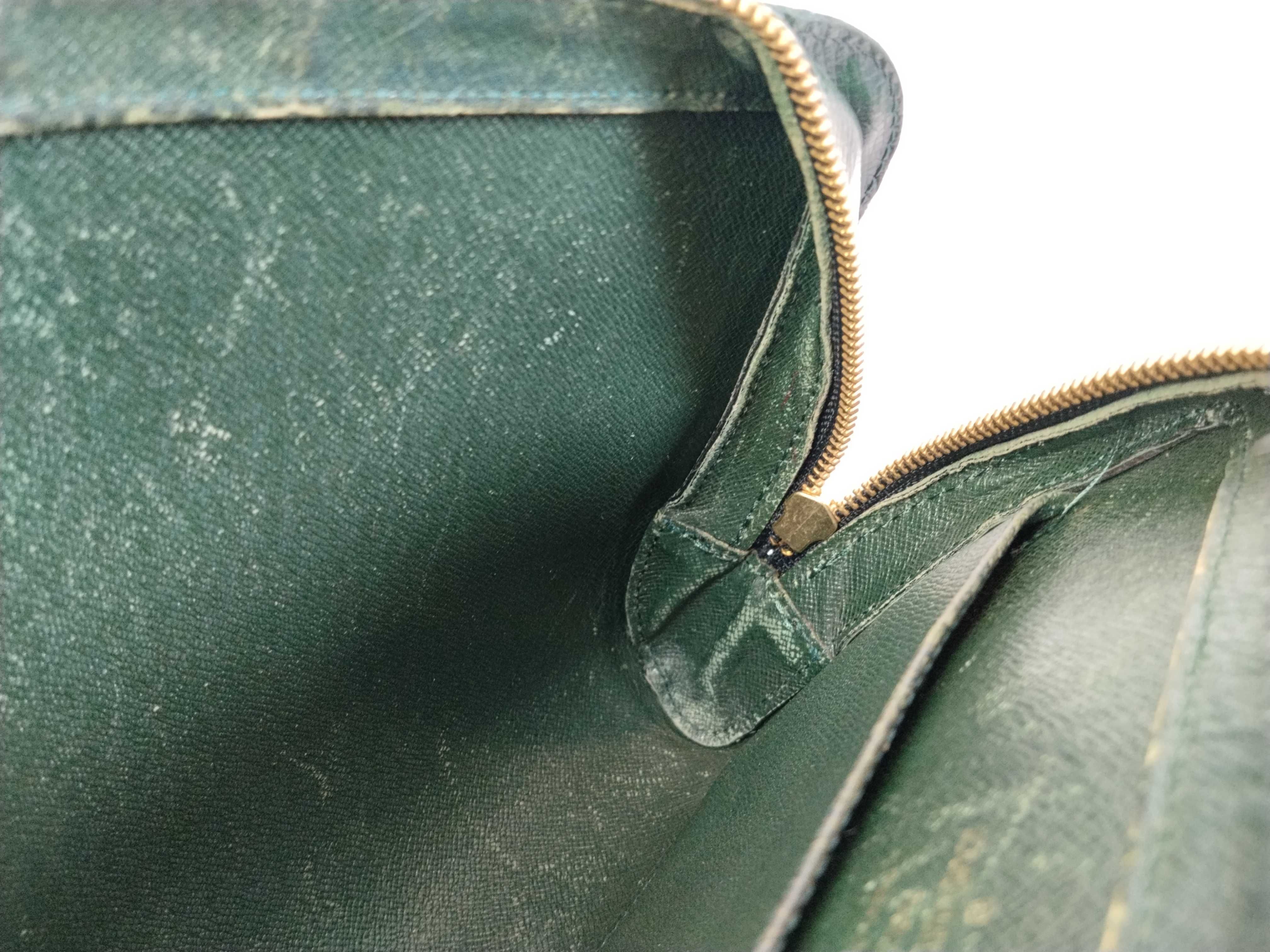 Taiga LV Clutch Taiga Second Bag — view 11