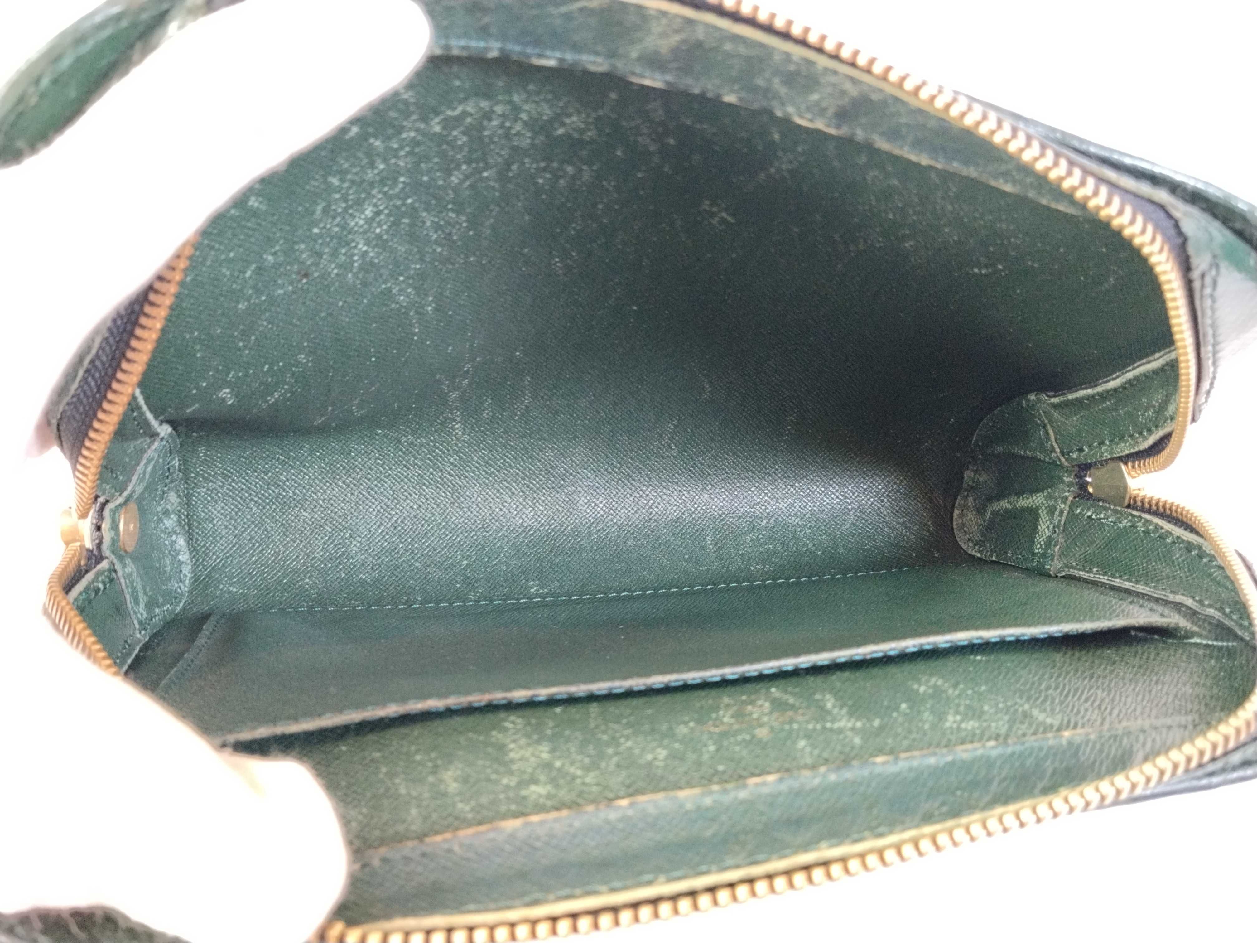 Taiga LV Clutch Taiga Second Bag — view 10