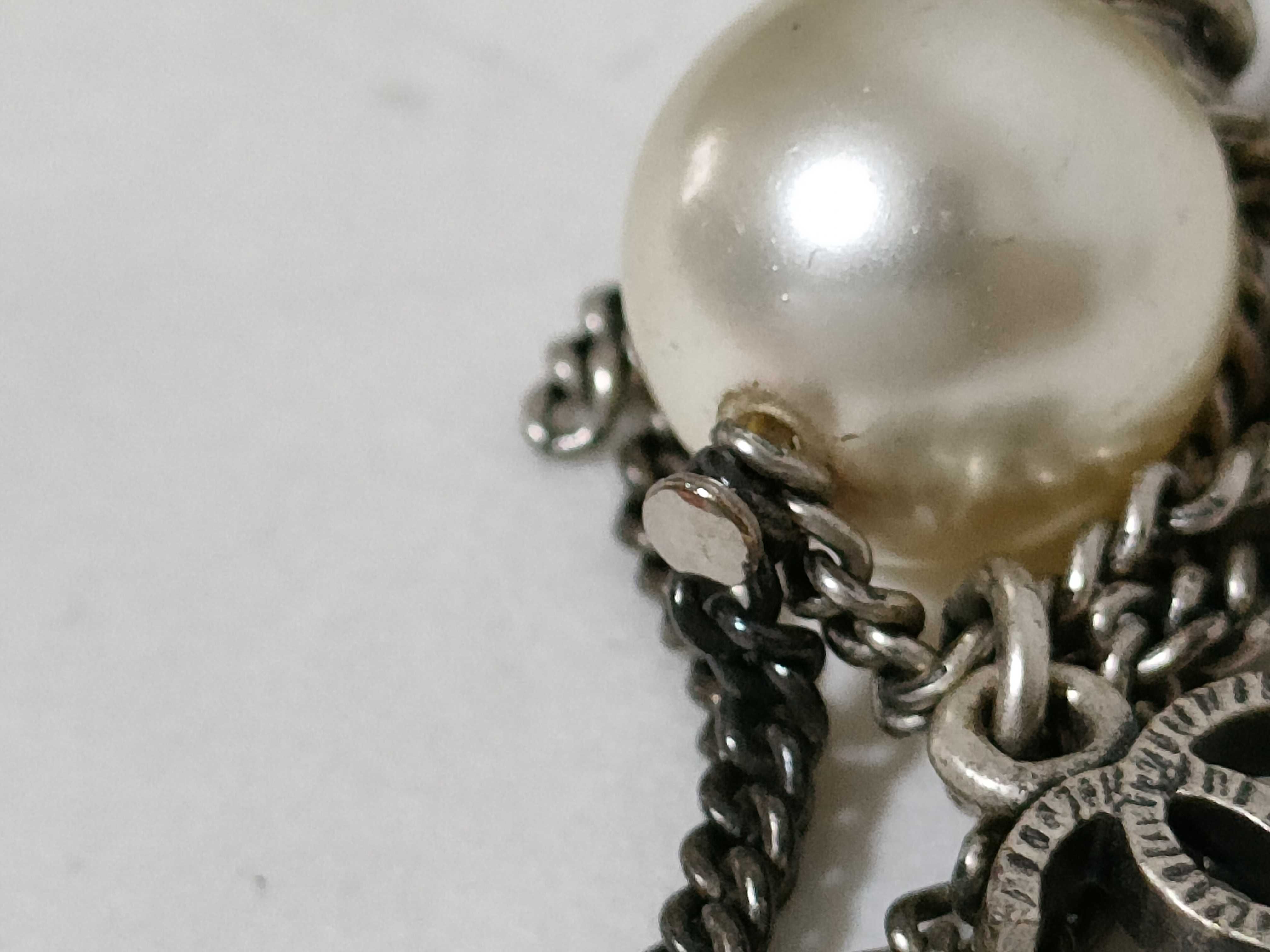 Pearl 09 A Earrings — view 5